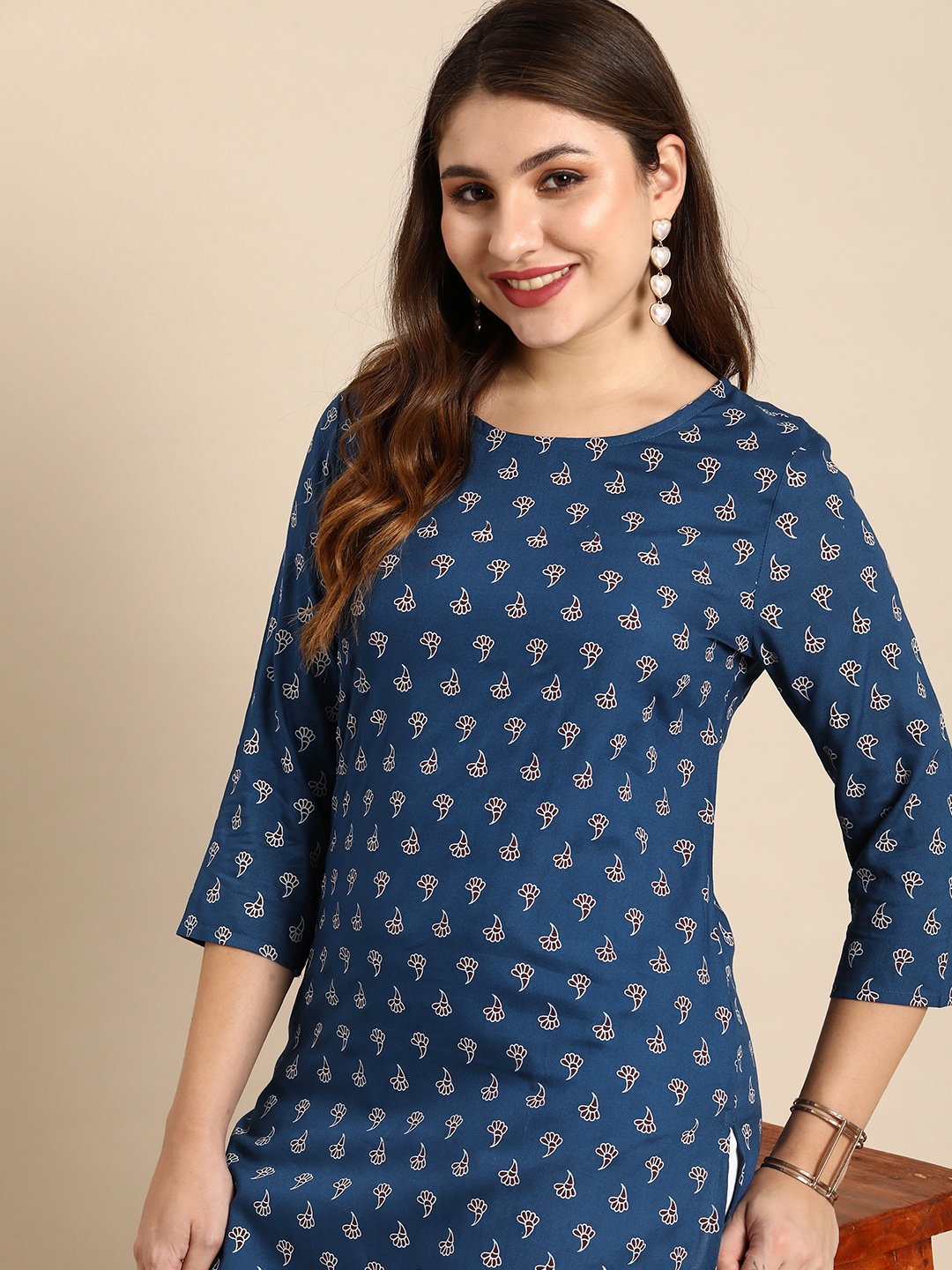

Anouk Round Neck Ethnic Motifs Printed Kurta, Navy blue