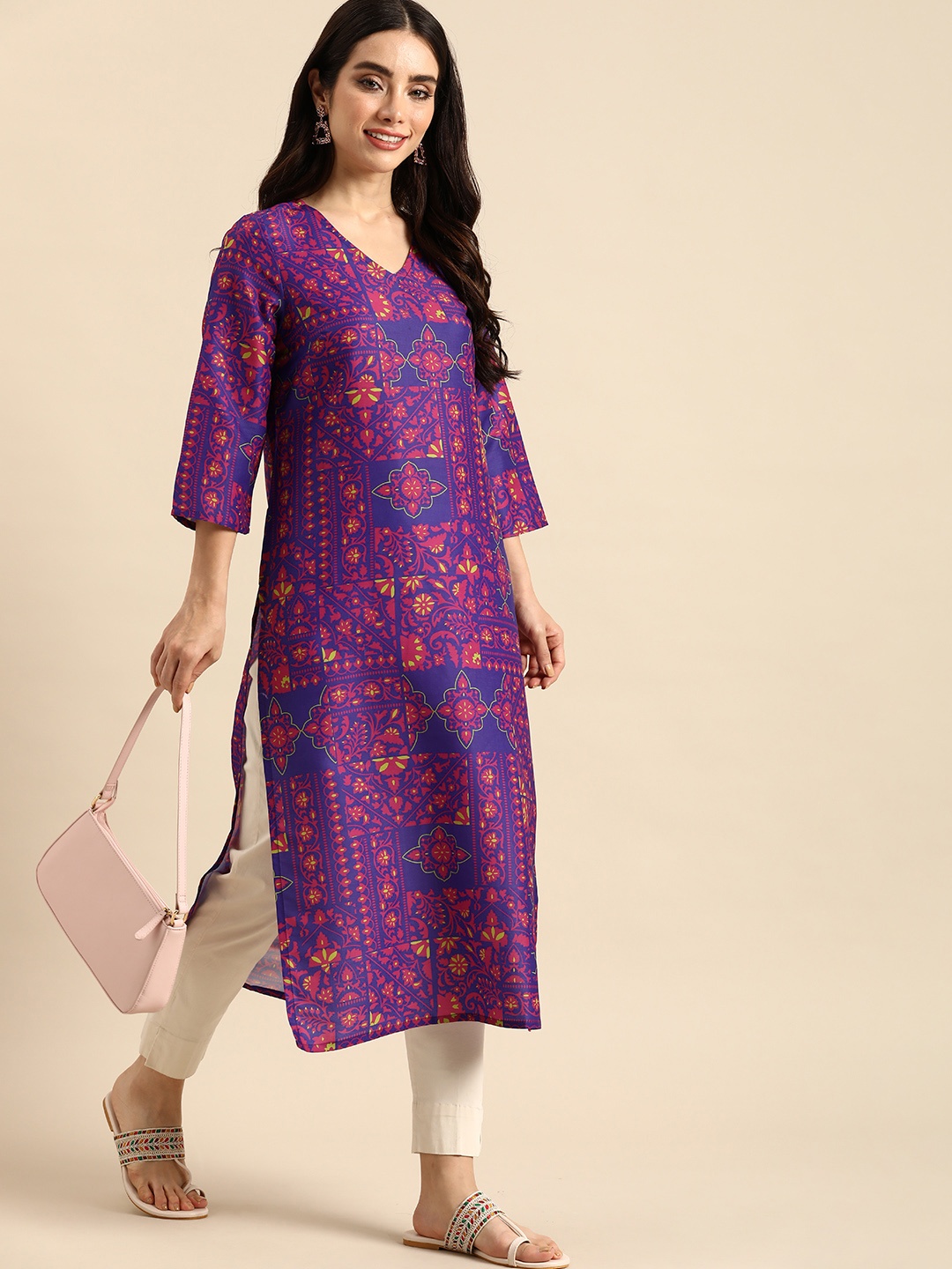 

Anouk V-Neck Ethnic Motifs Printed Kurta, Blue