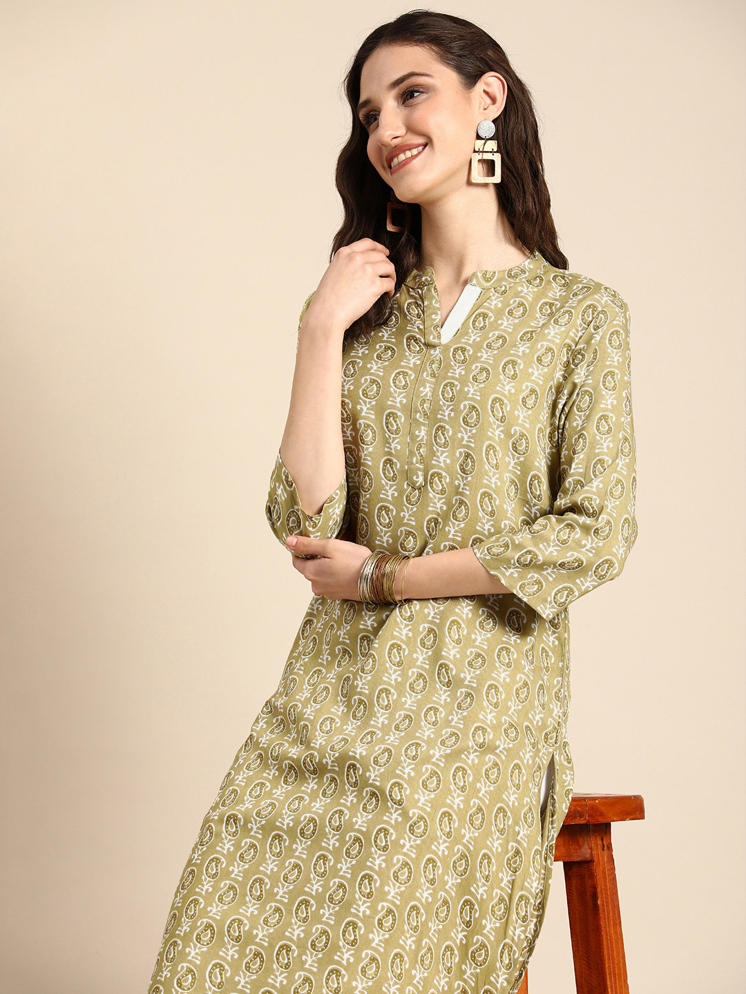 

Anouk Band Collar Paisley Printed Kurta, Olive