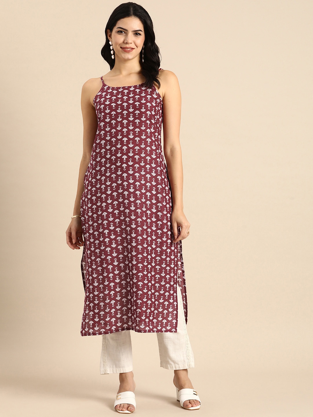 

Anouk Ethnic Motifs Printed Sleeveless Pure Cotton Straight Kurta, Maroon