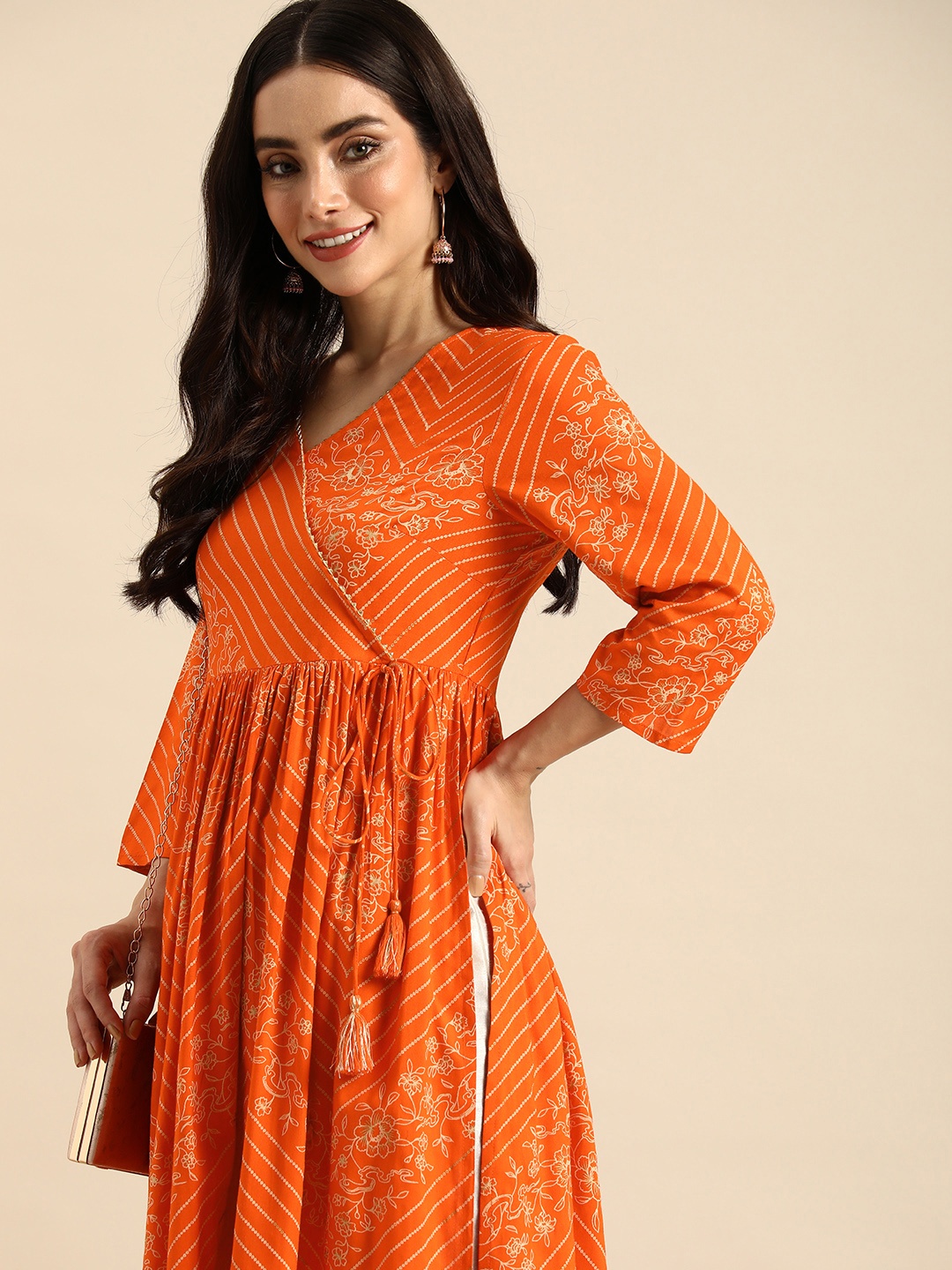 

Anouk V-Neck Floral Printed High-Slit Angrakha Kurta, Orange