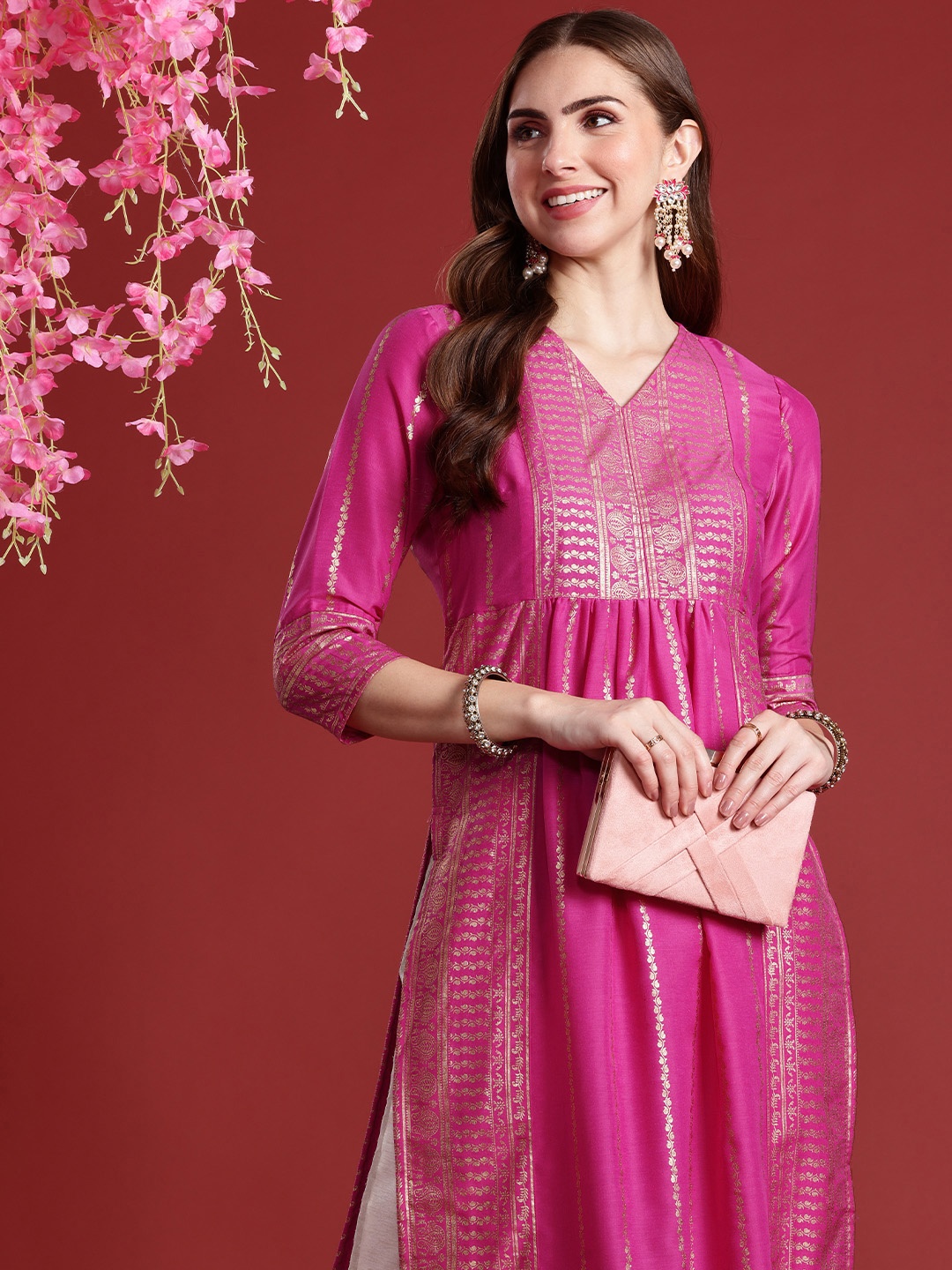 

Anouk Ethnic Motifs Printed V-Neck A-Line Kurta, Pink