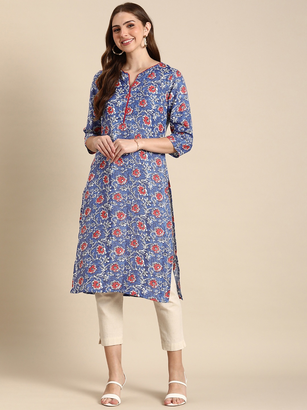 

Anouk Floral Printed V-Neck Straight Kurta, Blue