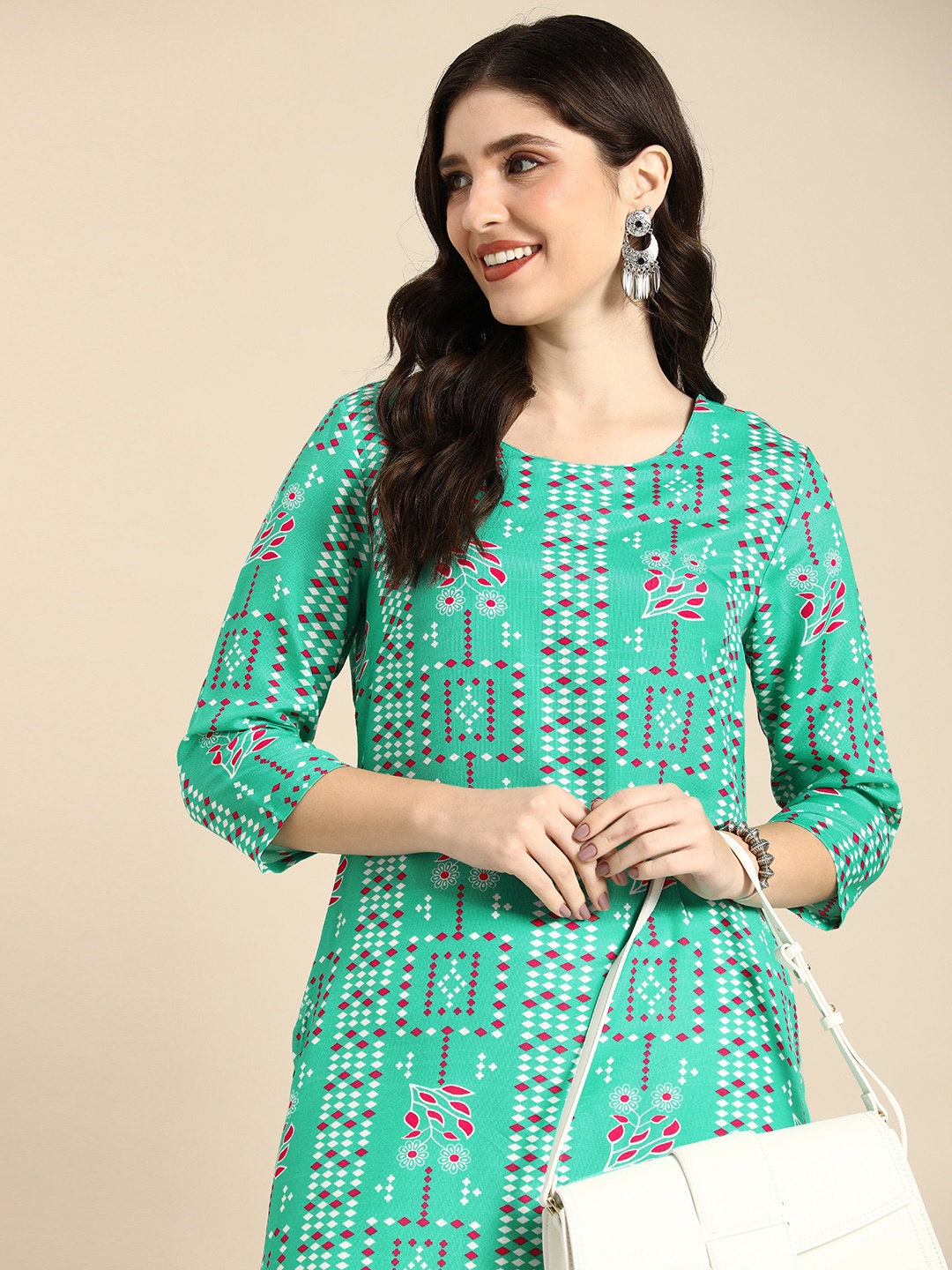 

Anouk Round Neck Geometric Printed Kurta, Green