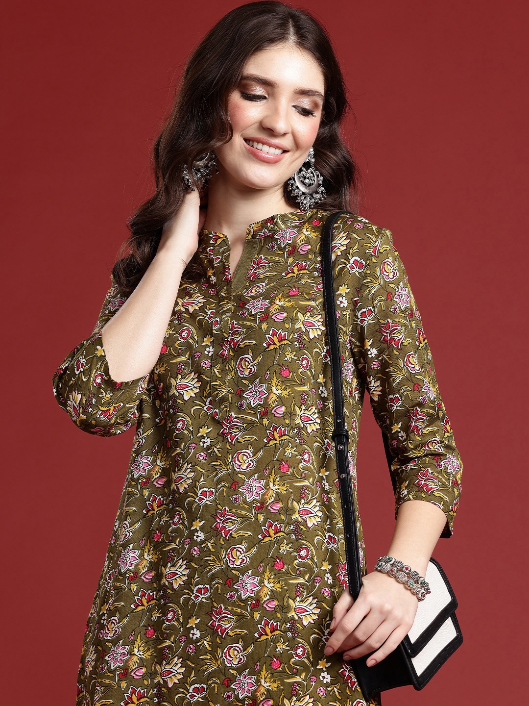 

Anouk Women Floral Printed Regular Kurta with Trousers, Olive