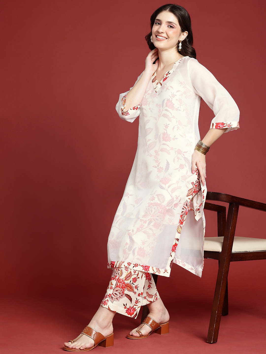 

Anouk Women Floral Printed Regular Kurta with Trousers & Printed Slip, Off white