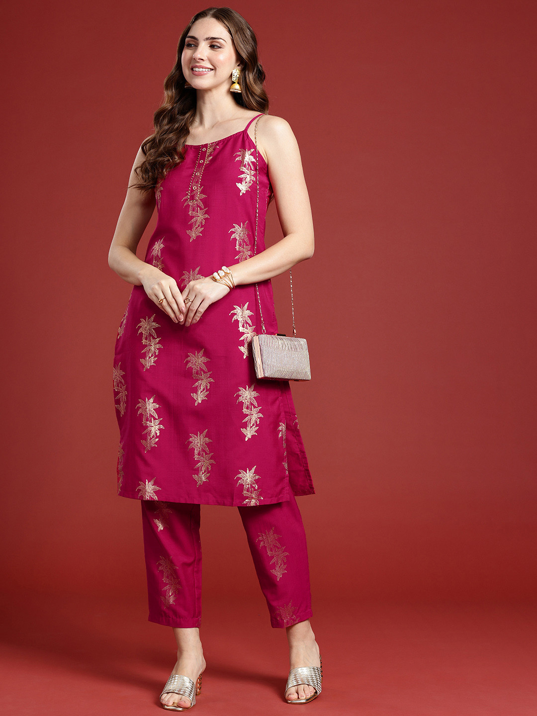 

Anouk Ethnic Motifs Printed Regular Kurta with Trousers, Magenta