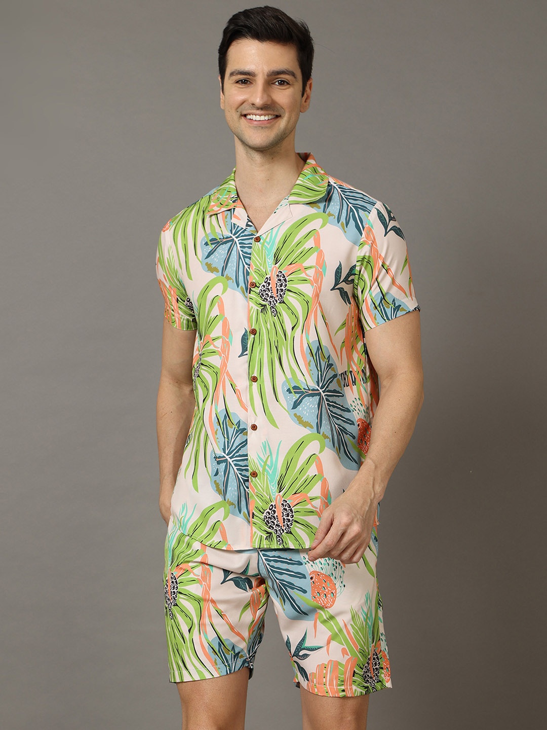 

Bushirt Tropical Printed Night suit, Peach