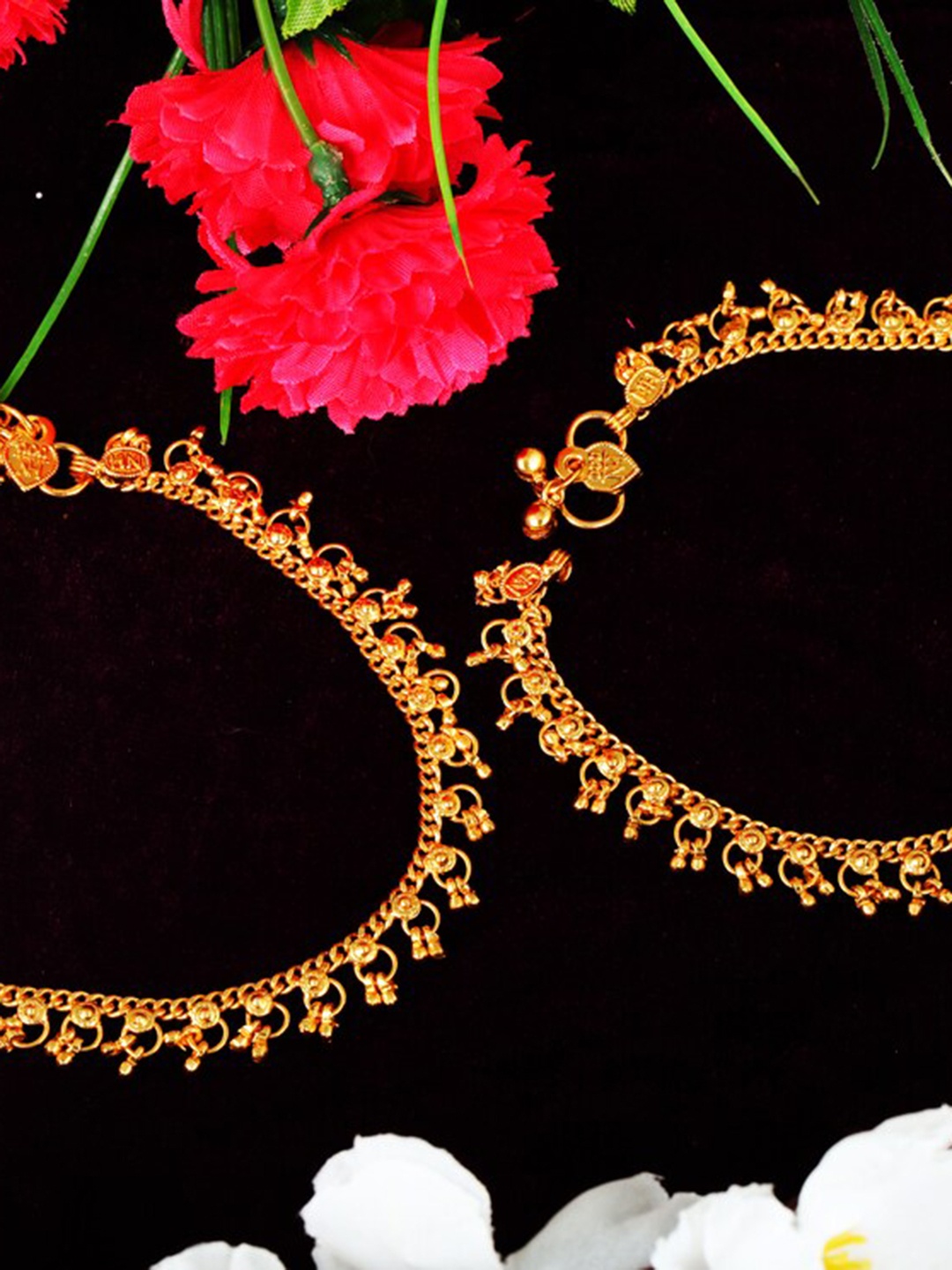 

MEENAZ Set Of 2 Gold-Plated & Beaded Anklet