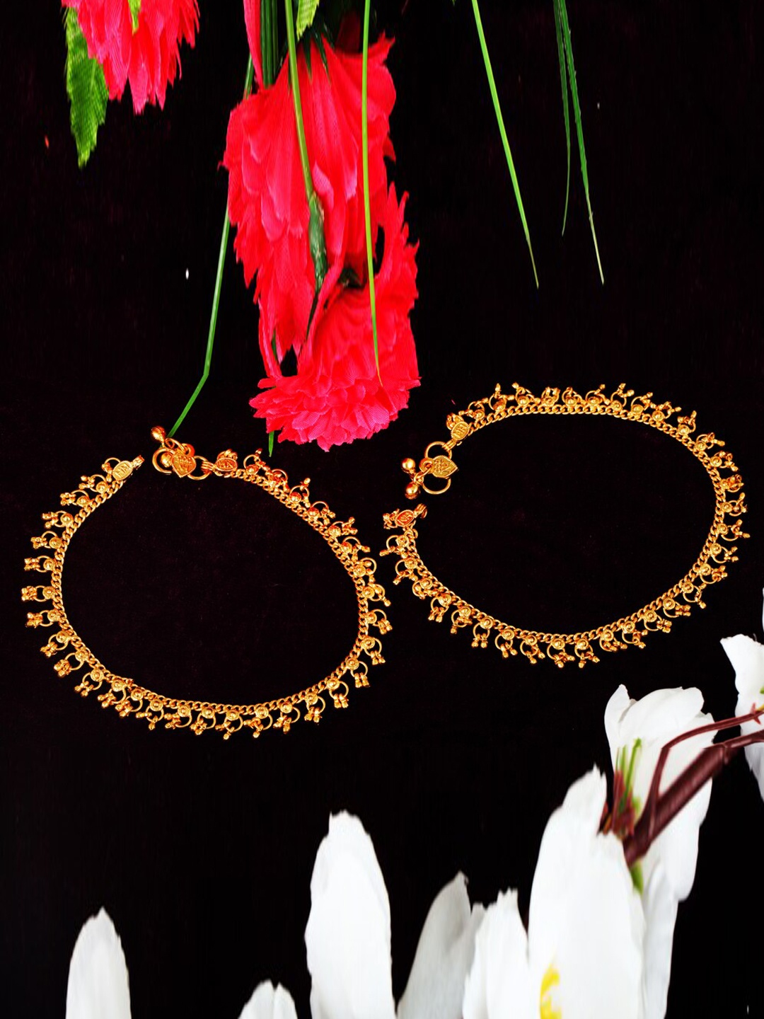 

MEENAZ Pack of 2 Pairs Of Gold-PlatedAnklets