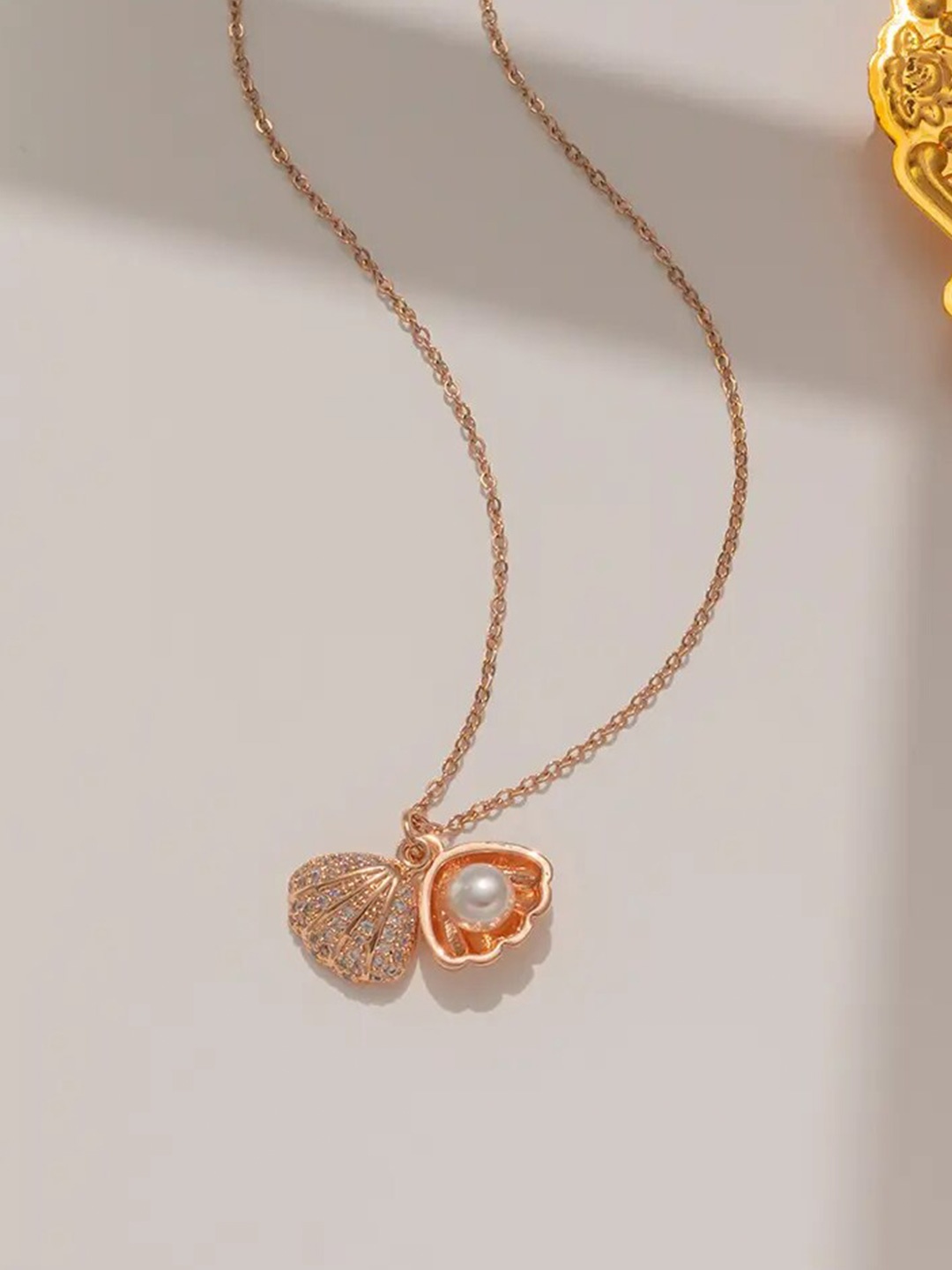 

KARISHMA KREATIONS Rose Gold-Plated Necklace