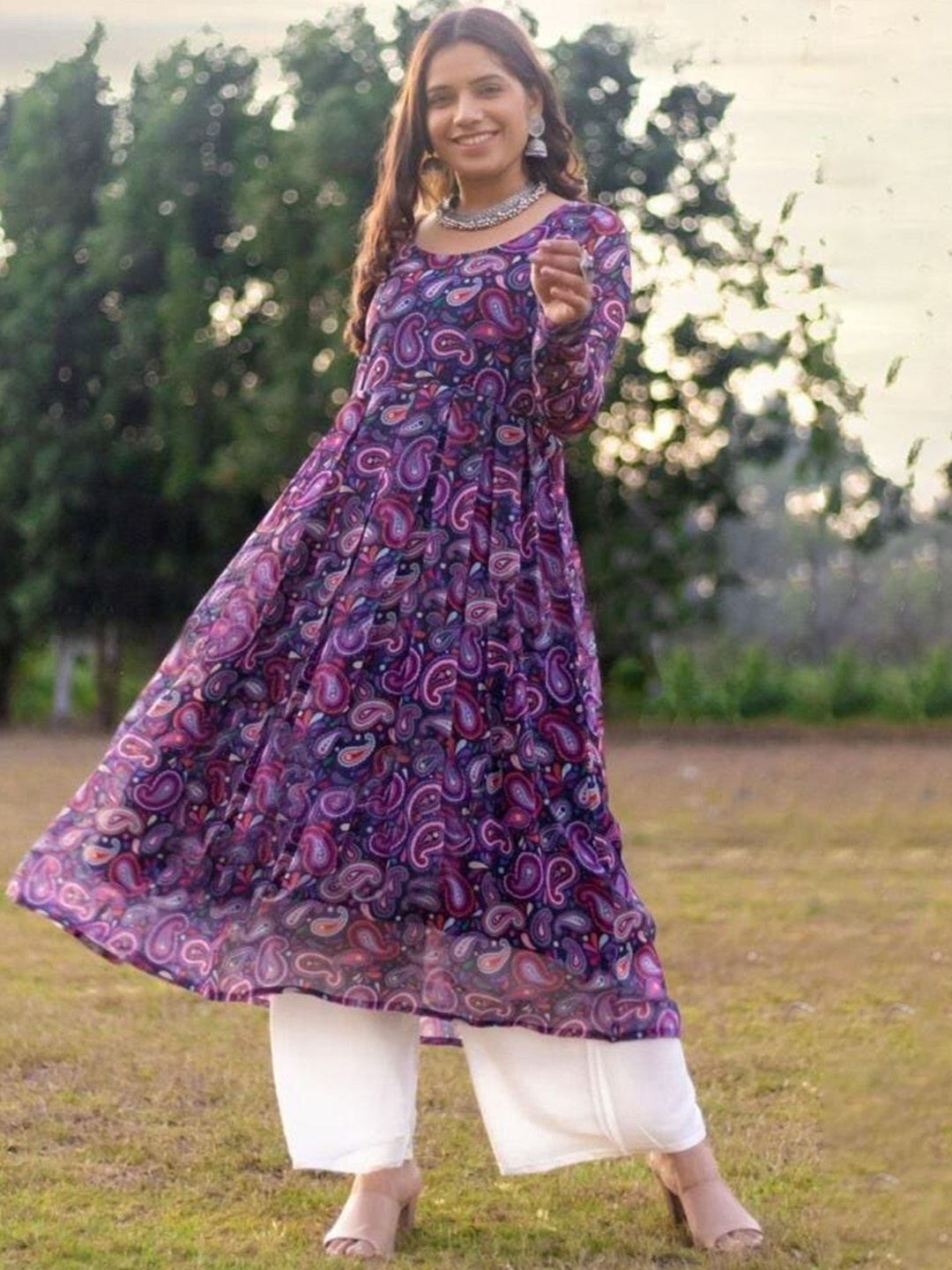

KALINI Ethnic Motifs Printed Anarkali Kurta, Purple