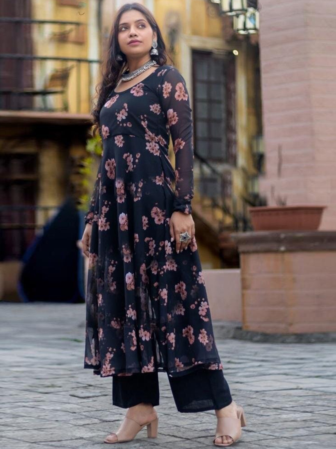 

KALINI Floral Printed Anarkali Georgette Kurta, Black