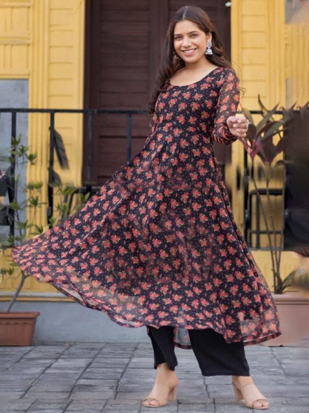 

KALINI Floral Printed Anarkali Georgette Kurta, Black