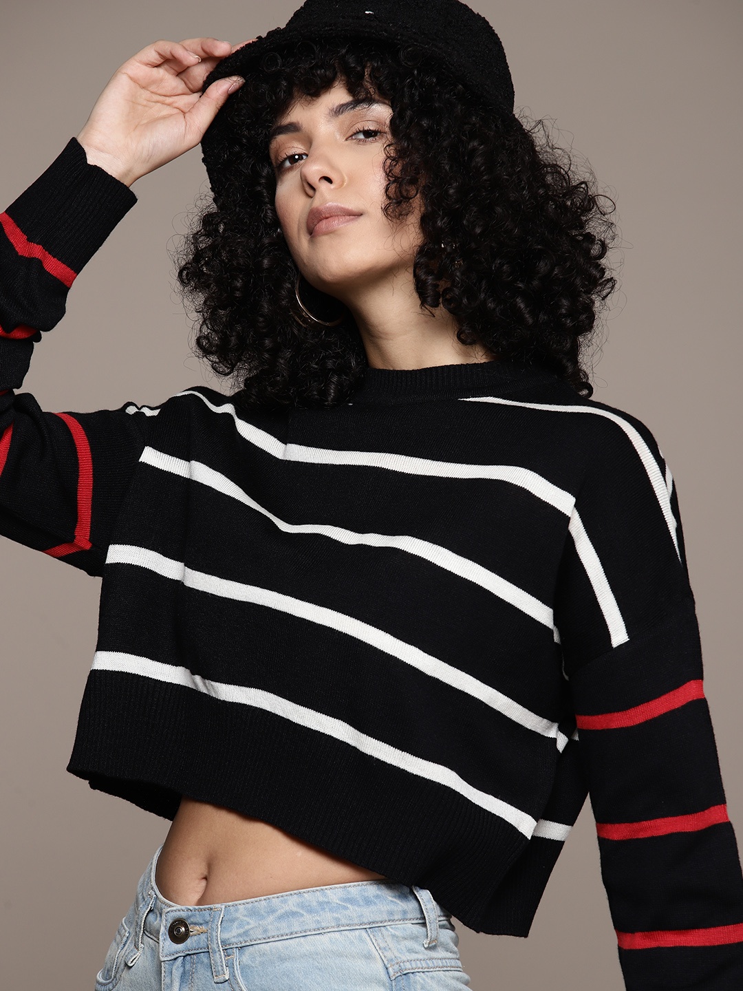 

The Roadster Lifestyle Co. Women Striped Acrylic Crop Pullover, Black