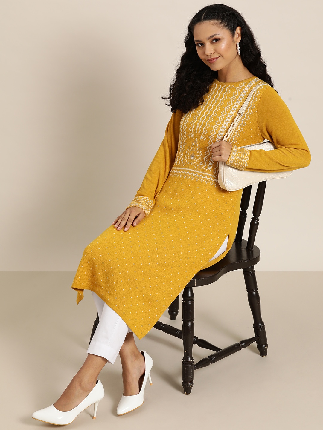 

HERE&NOW Women Self Design Winter Kurta, Mustard