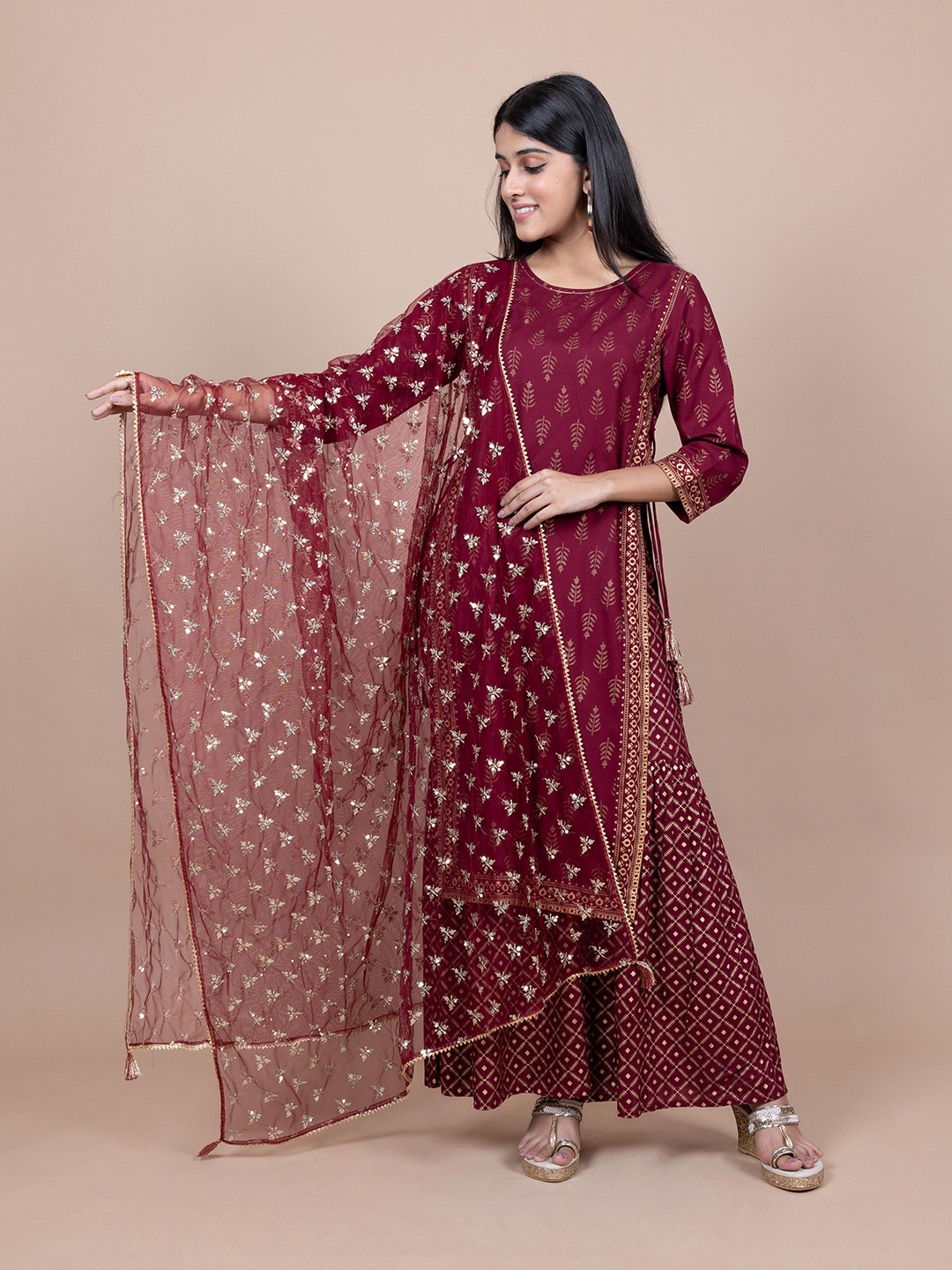 

HERE&NOW Ethnic Motifs Embroidered Gotta Patti Dupatta, Maroon