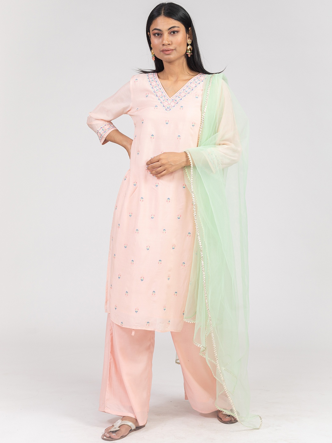 

HERE&NOW Green & Gold-Toned Gotta Patti Dupatta