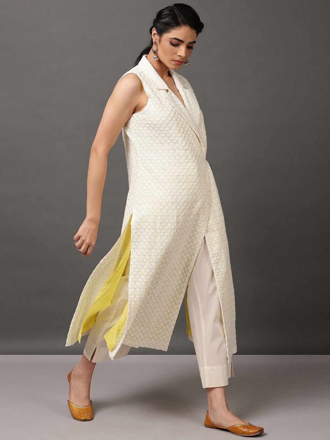 

NUHH Ethnic Motifs Embroidered Tie-Up Cotton A-Line Kurta & Trousers, Off white