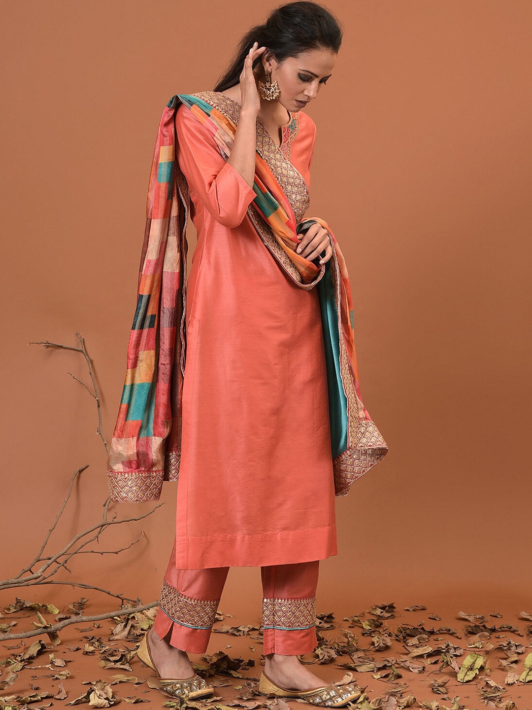 

NUHH Ethnic Motifs Regular Kurta with Harem Pants & Dupatta, Peach