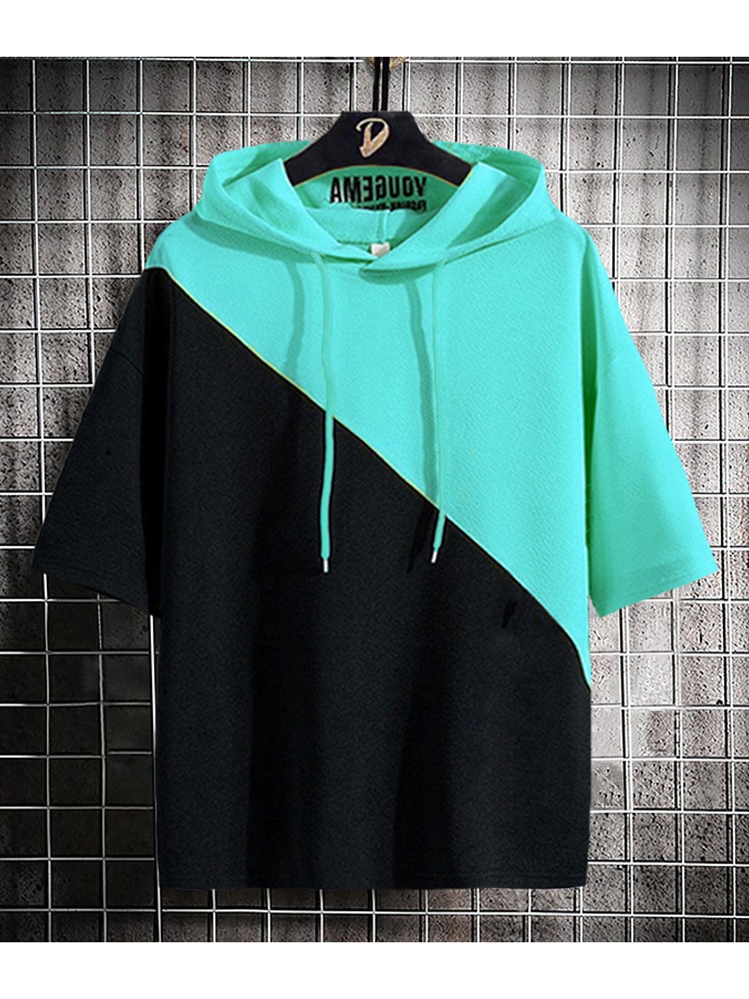 

Try This Colourblocked Hooded Drop Shoulder Sleeves Cotton T-Shirt, Sea green