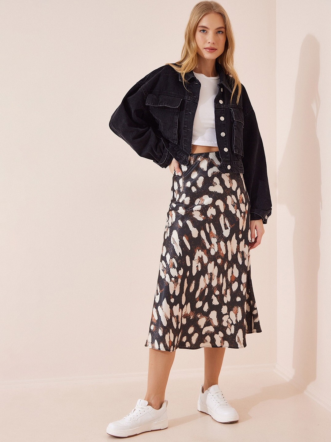 

Happiness istanbul Printed A-Line Midi Skirts, Brown