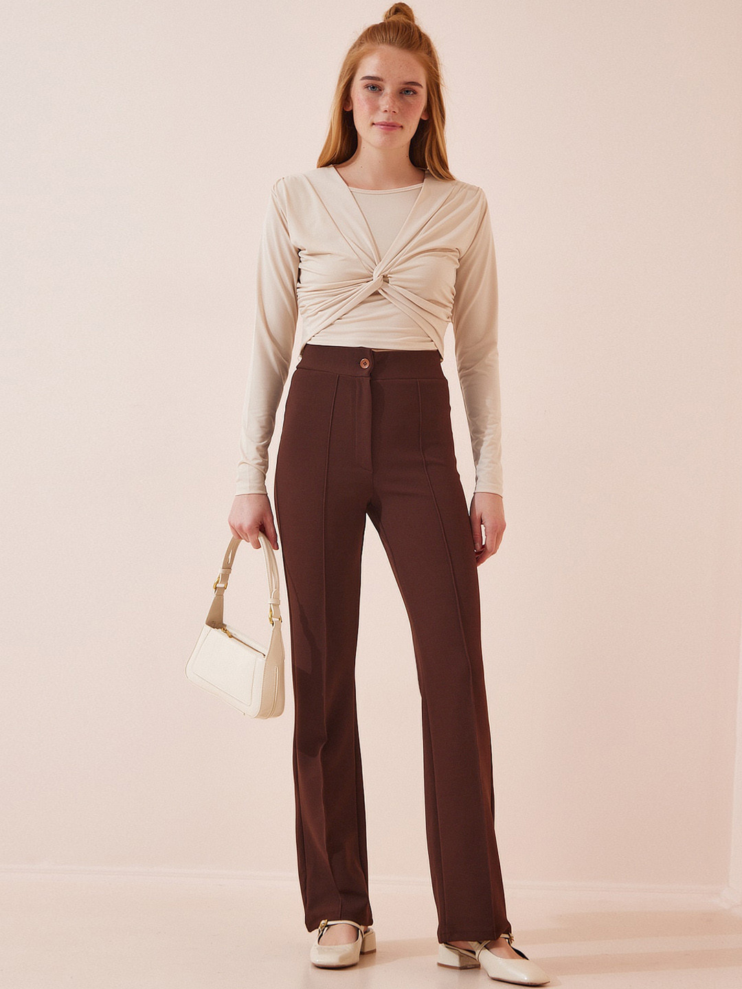 

Happiness istanbul Women Regular Fit High-Rise Parallel Trousers, Brown