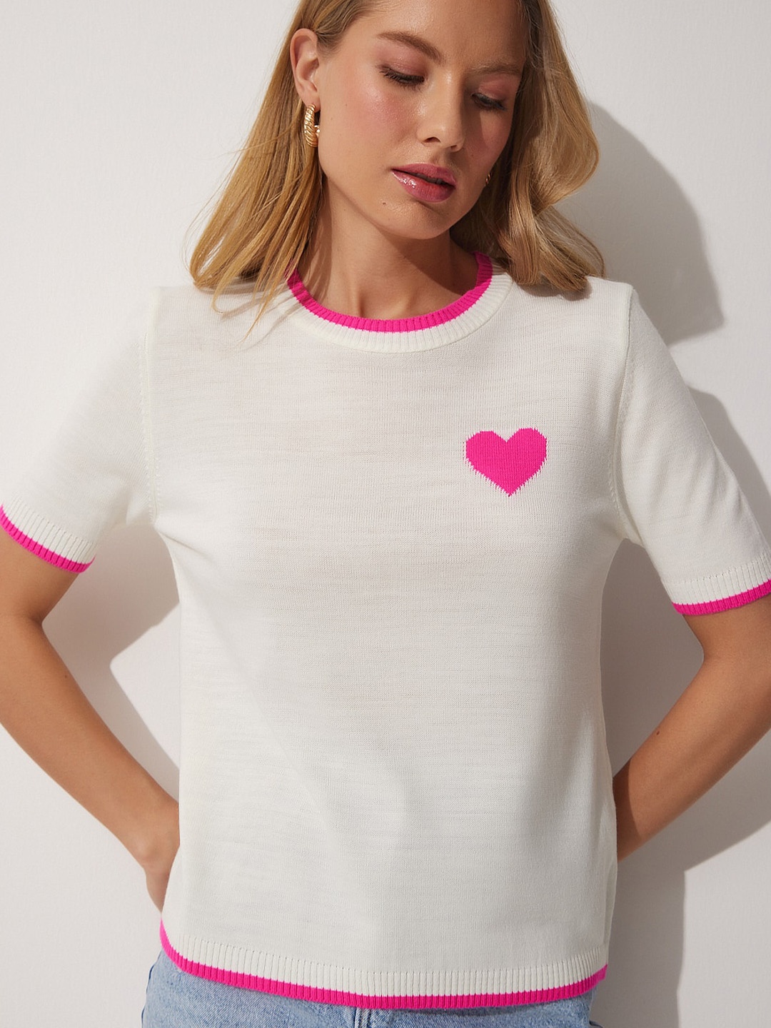 

Happiness istanbul Round Neck Short Sleeves Knitted Top, White