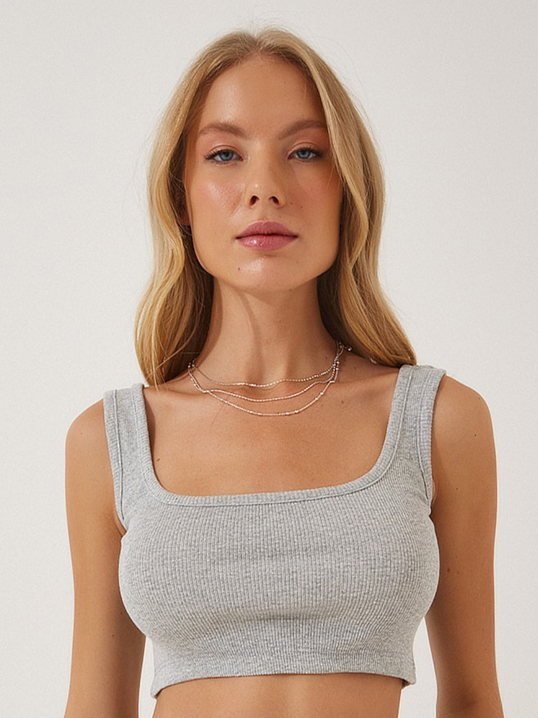 

Happiness istanbul Sleeveless Bralette Crop Top, Grey