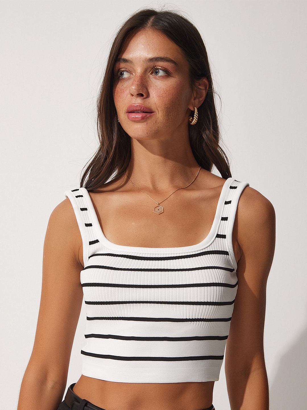 

Happiness istanbul Striped Square Neck Fitted Crop Top, White