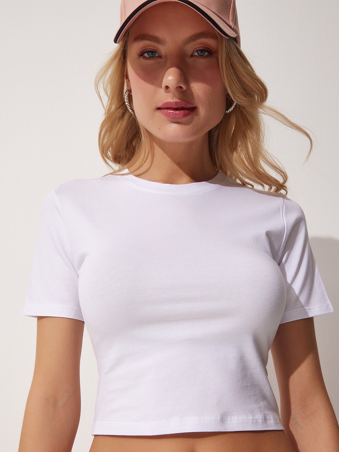 

Happiness istanbul Pure Cotton Crop T-shirt, White