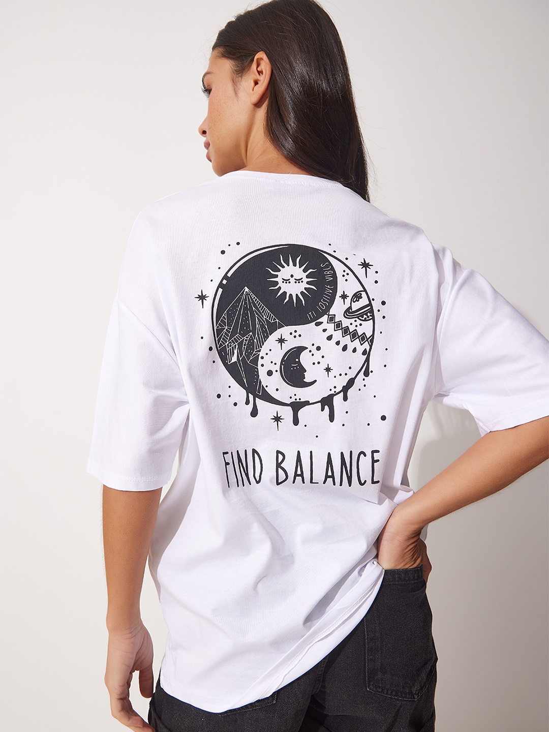 

Happiness istanbul Graphic Printed Relaxed Fit T-shirt, White