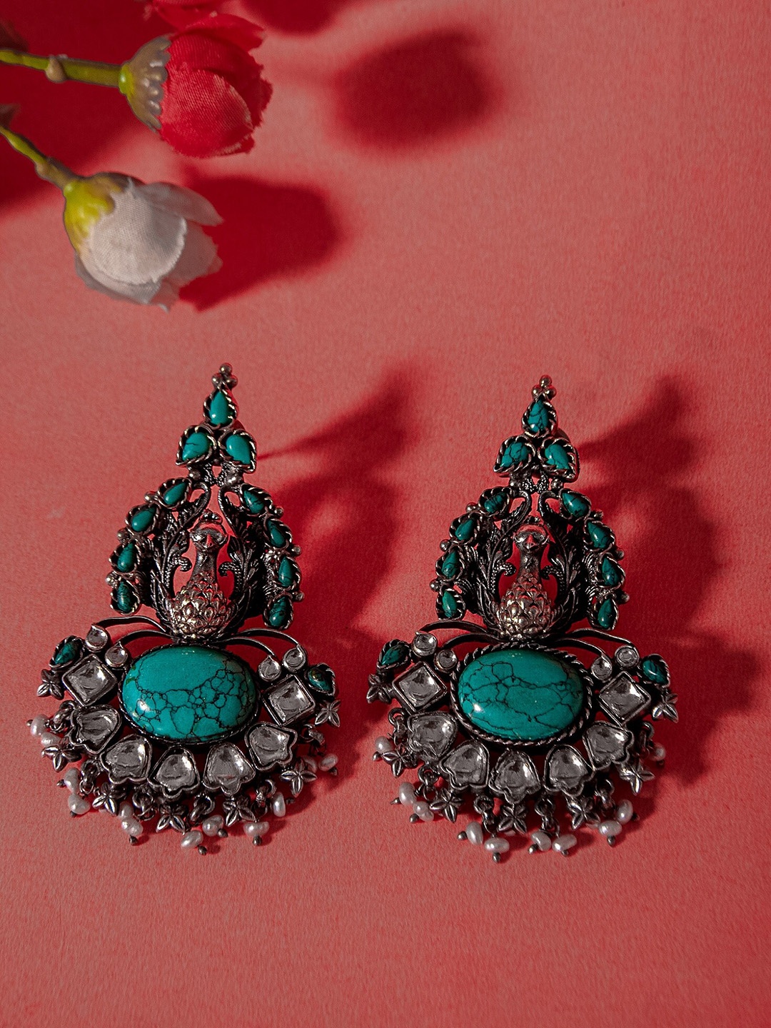 

Neeta Boochra Gold-Plated Contemporary Drop Earrings
