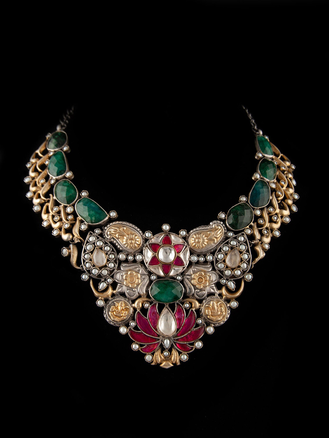 

Neeta Boochra Gold-Plated Studded Necklace