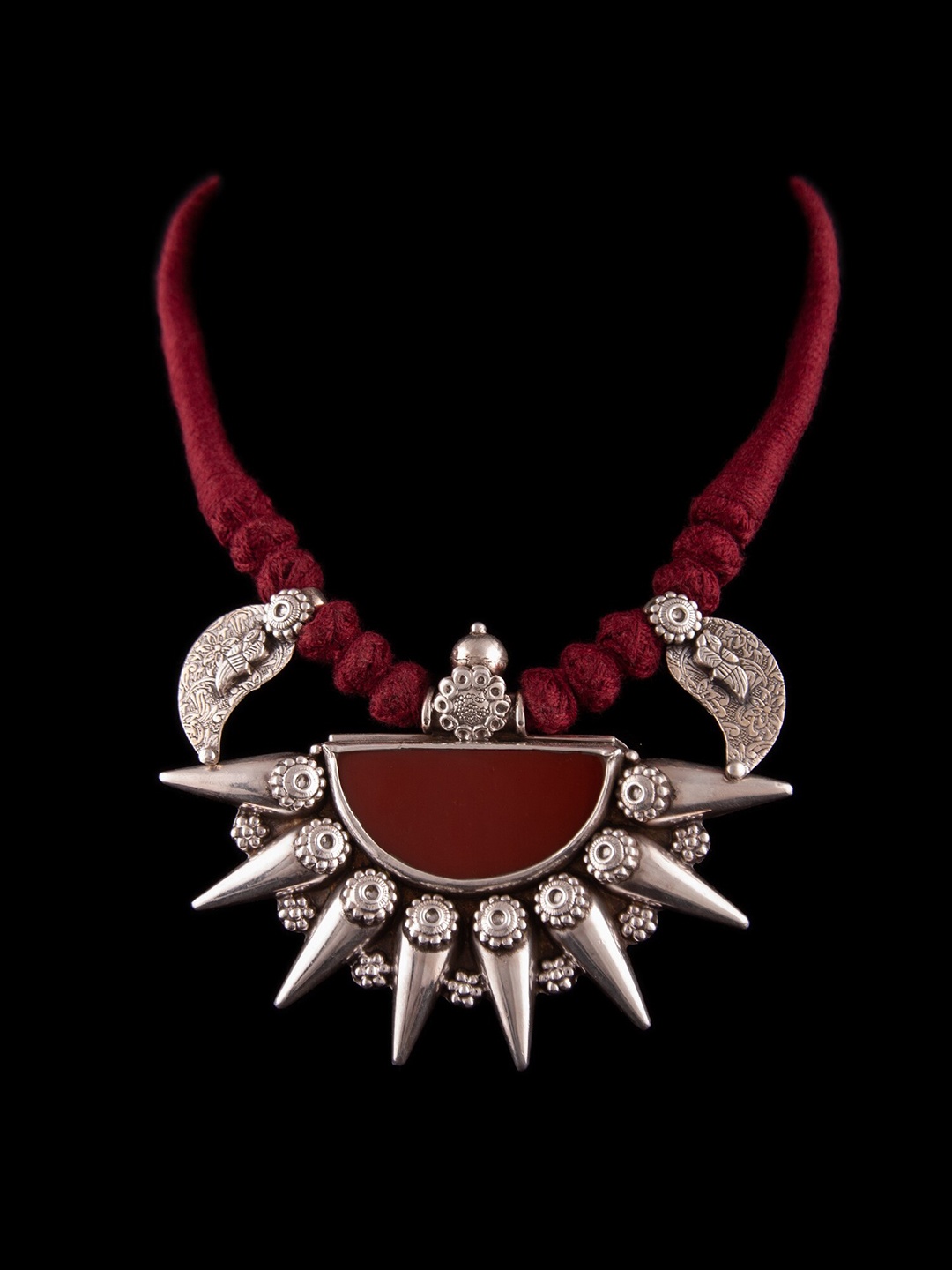 

Neeta Boochra Sterling Silver Silver-Plated Carnelian Gemstone Necklace