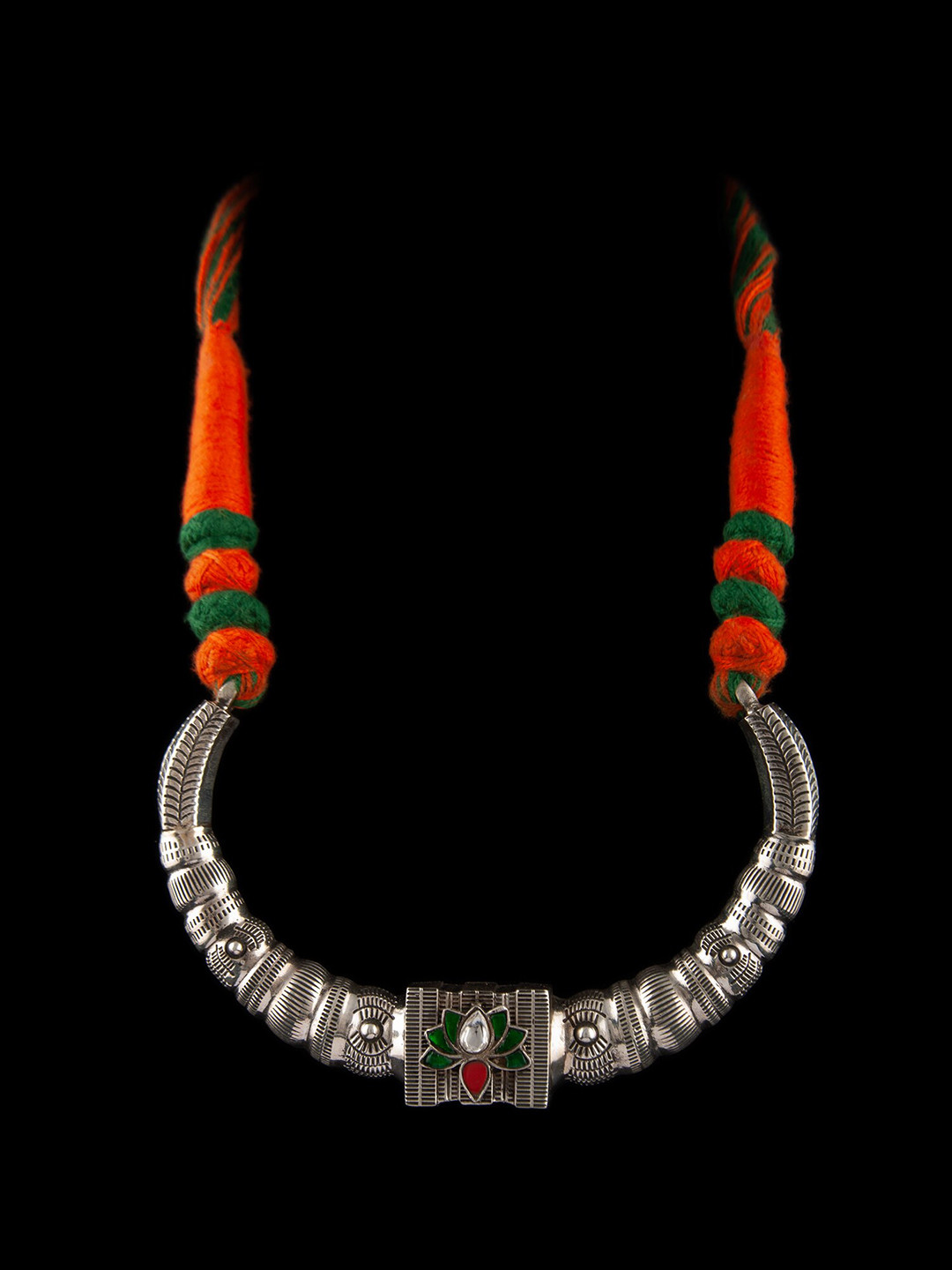 

Neeta Boochra Silver-Plated Kundan Necklace