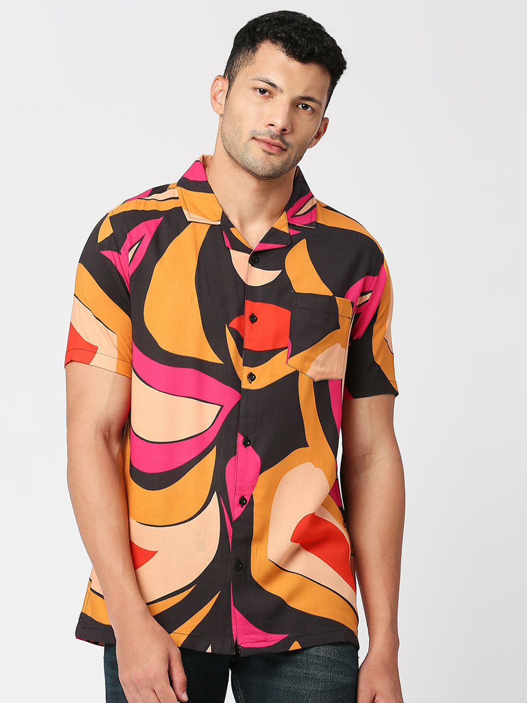 

MOD ECRU Abstract Printed Regular Fit Spread Collar Casual Shirt, Black