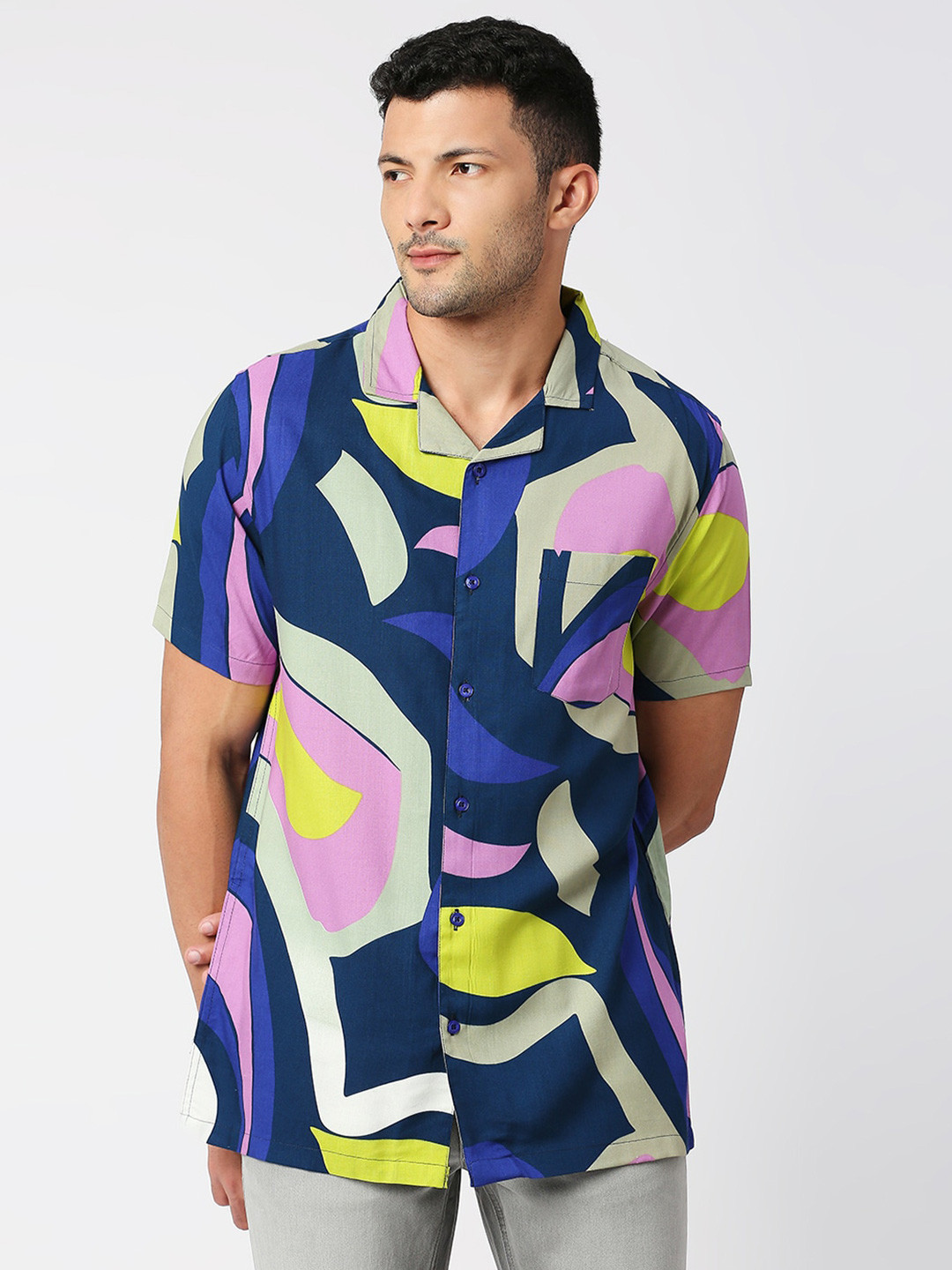 

MOD ECRU Abstract Printed Regular Fit Spread Collar Casual Shirt, Navy blue