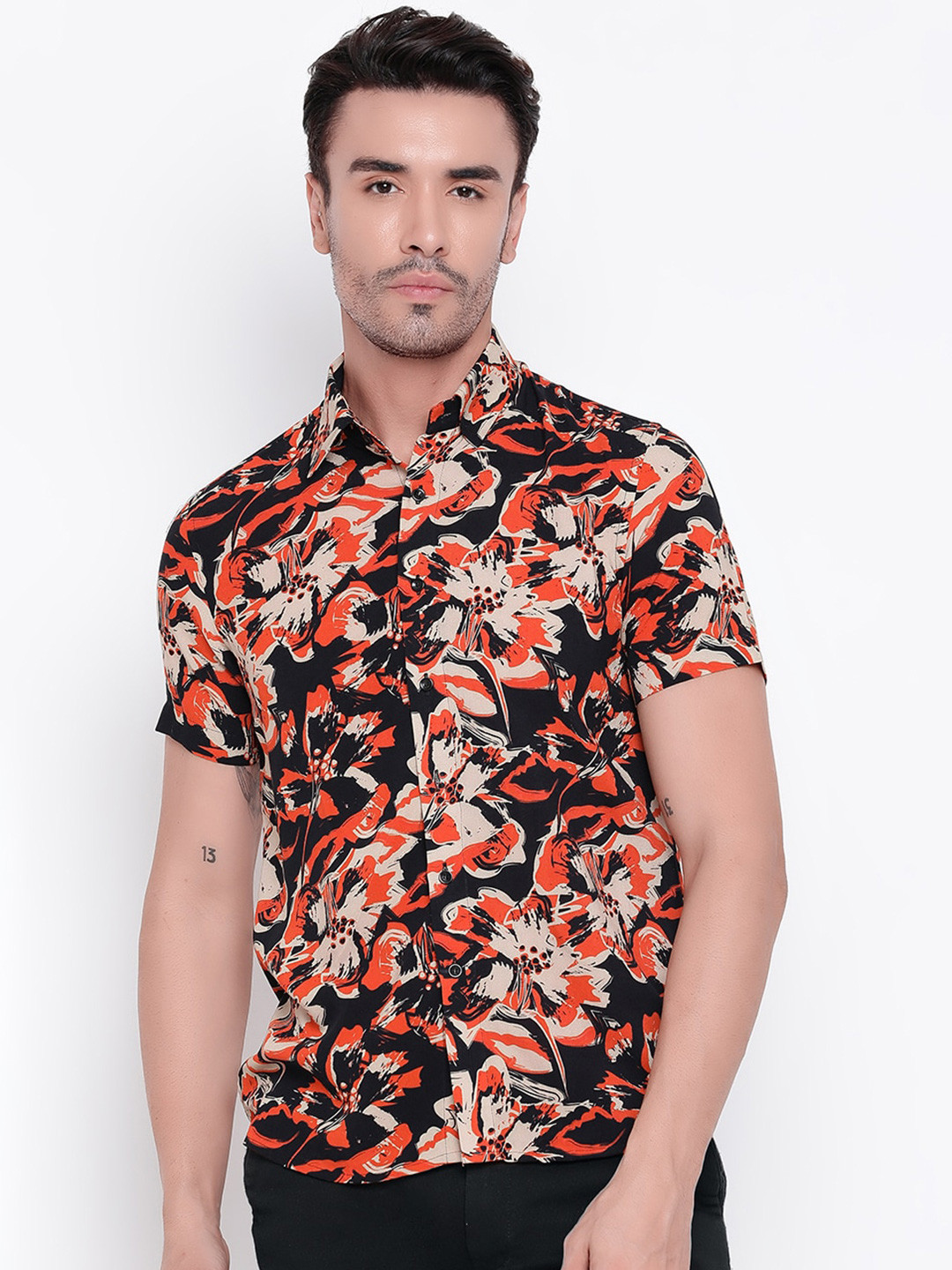 

Shurtz N Skurtz Relaxed Floral Printed Cotton Casual Shirt, Black