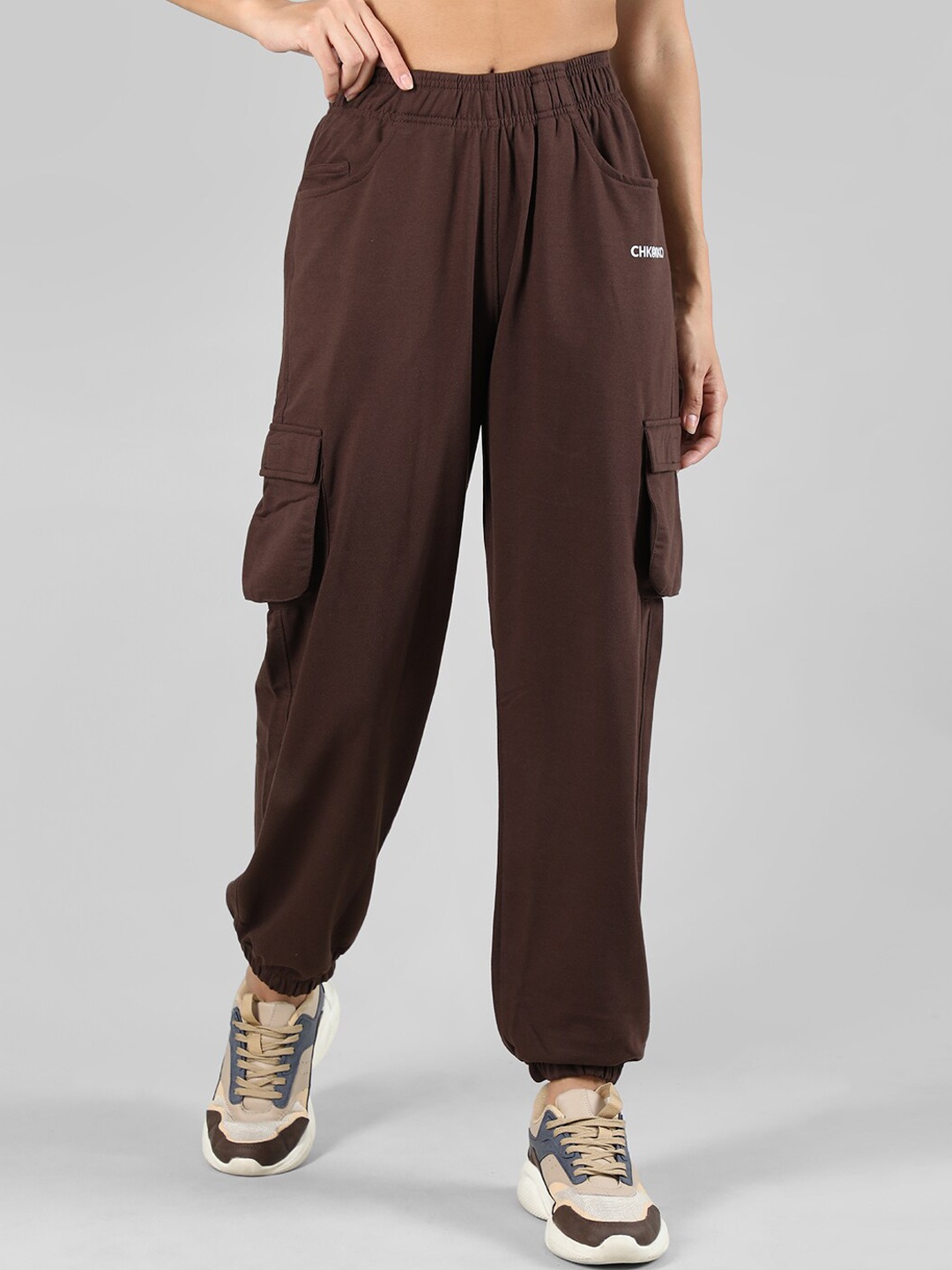 

CHKOKKO Women Mid Rise Relaxed Fit Joggers, Brown
