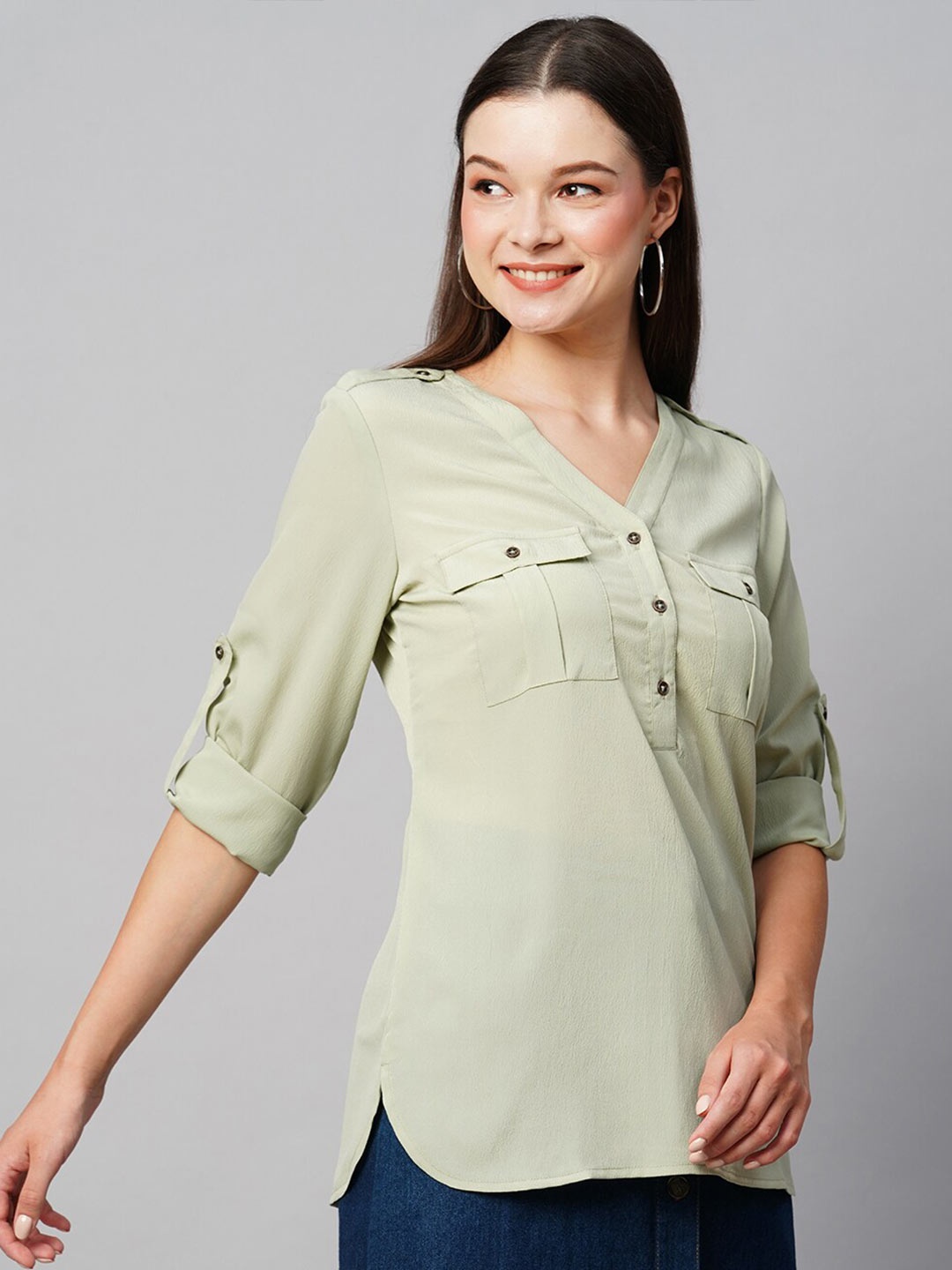 

Chemistry V-Neck Roll Up Sleeves Top, Green