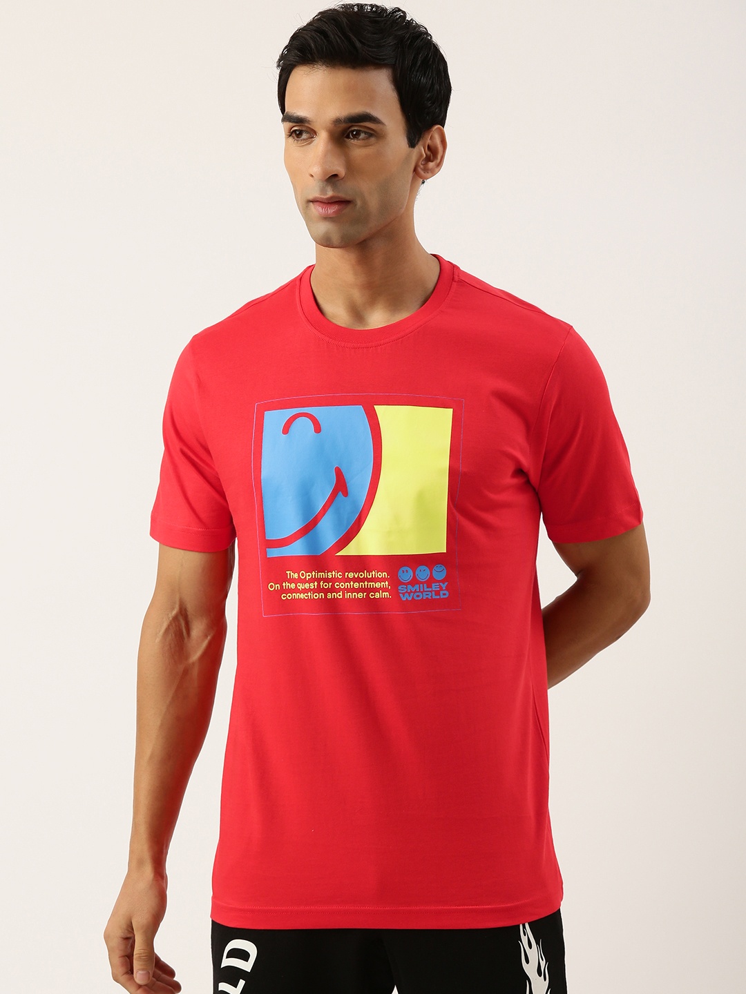 

Smiley Men Graphic Printed T-shirt, Red