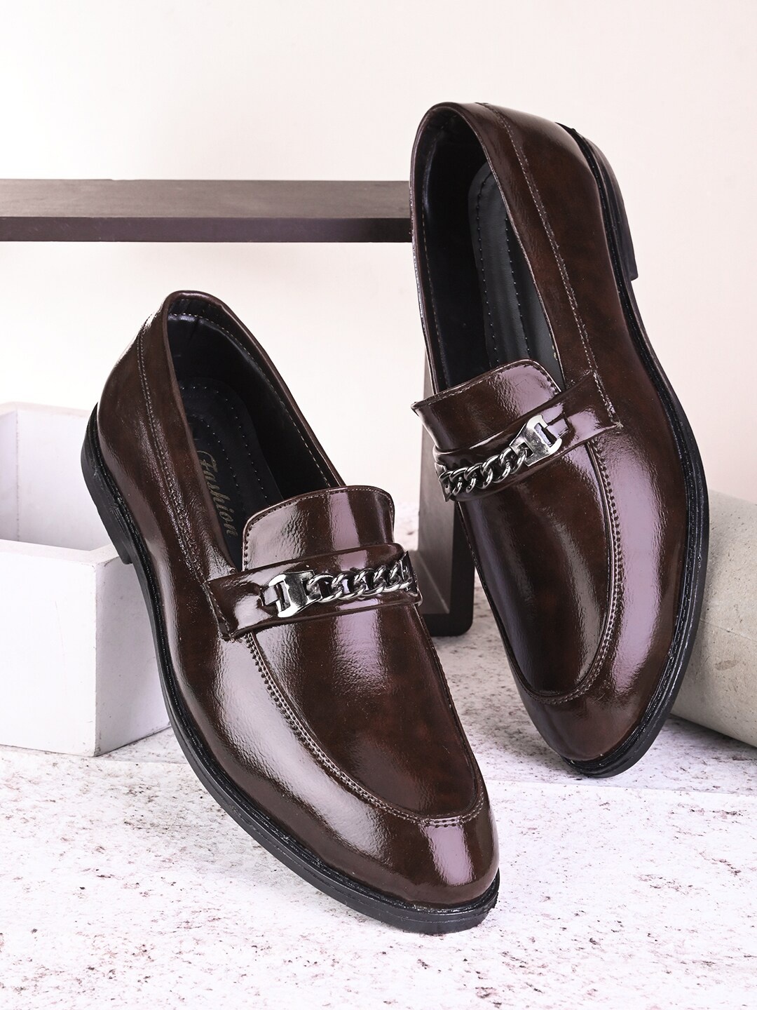 

BOOTCO Men Buckled Slip-On Formal Loafers, Brown