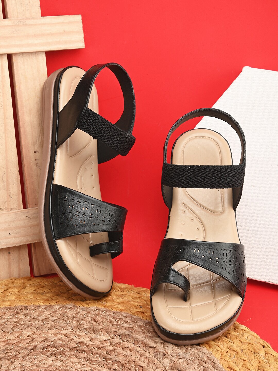 

BOOTCO Laser Cut One Toe Flats, Black