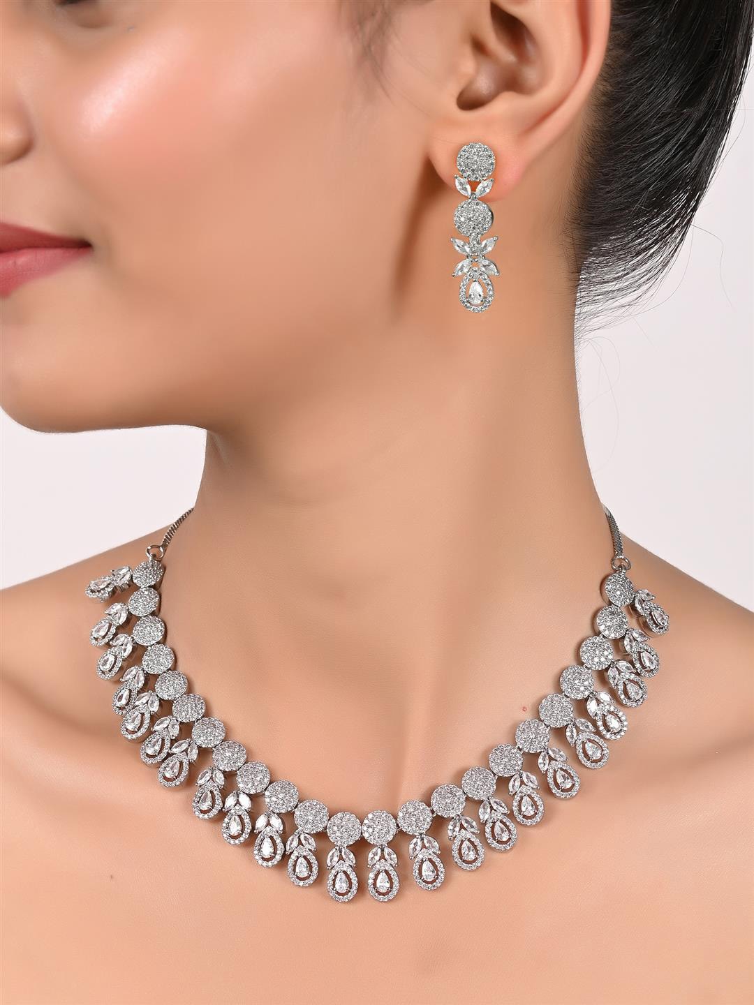 

RATNAVALI JEWELS Silver-Plated AD-Studded Jewellery Set