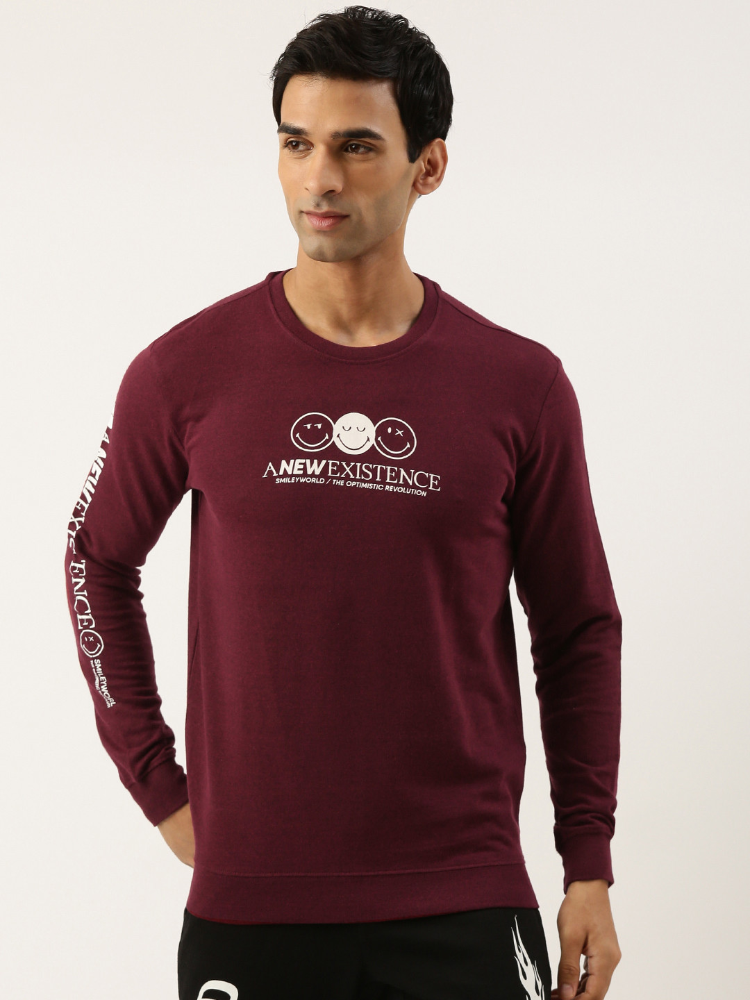 

Smiley Men Graphic Printed Sweatshirt, Maroon