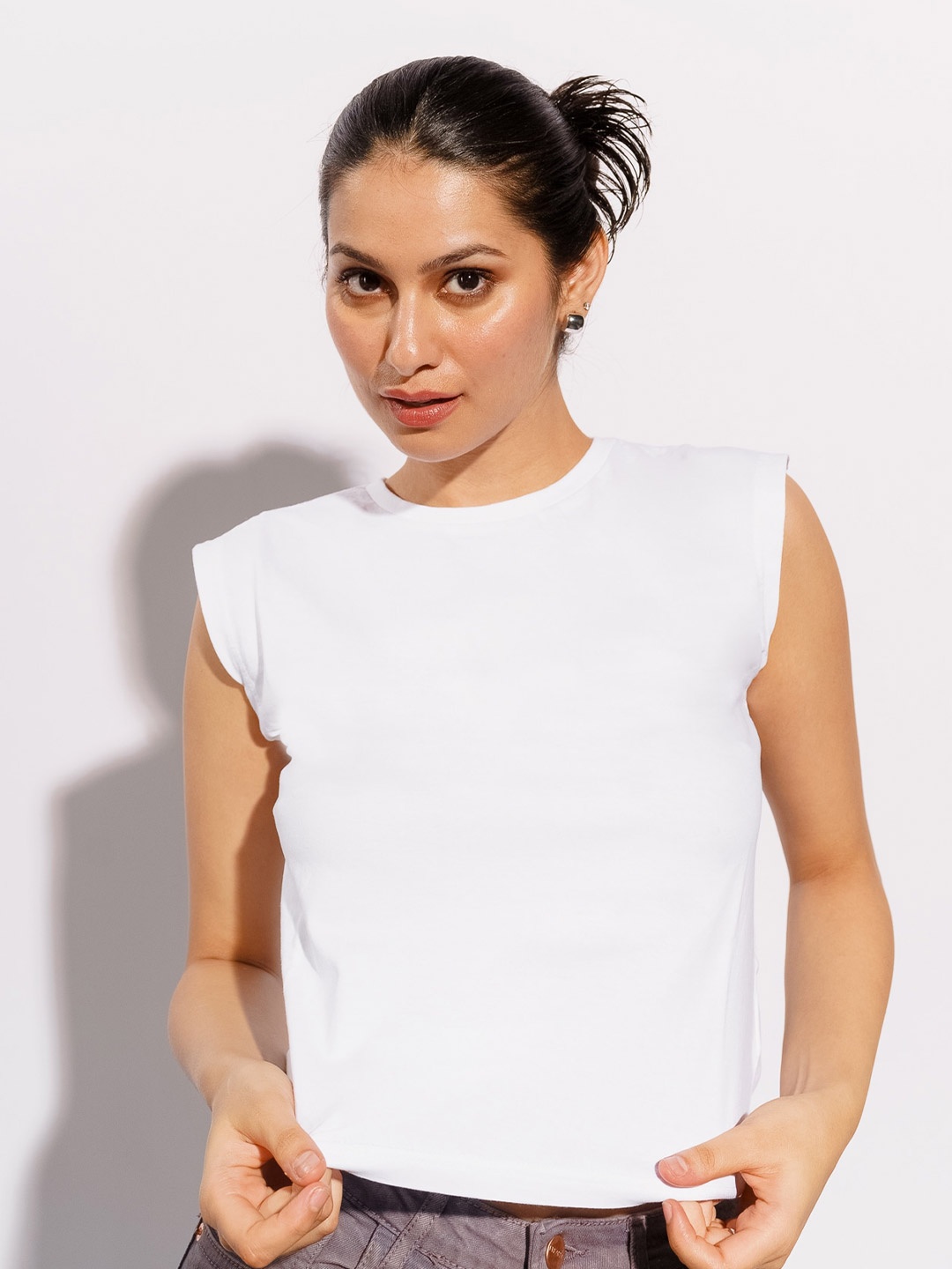 

FREAKINS White Round Neck Cotton Top