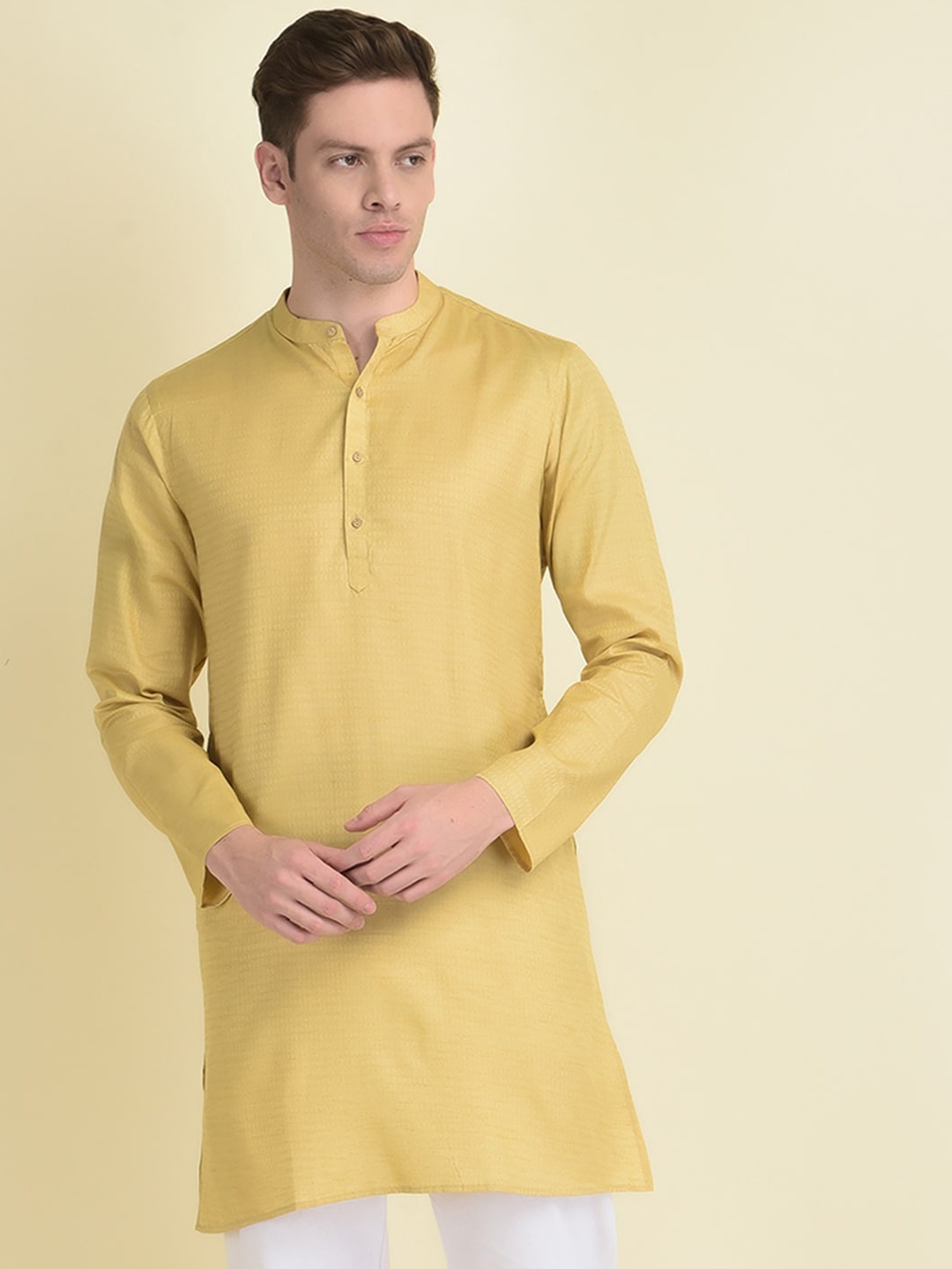 

DEYANN Men Mandarin Collar Straight Jacquard Kurta, Cream