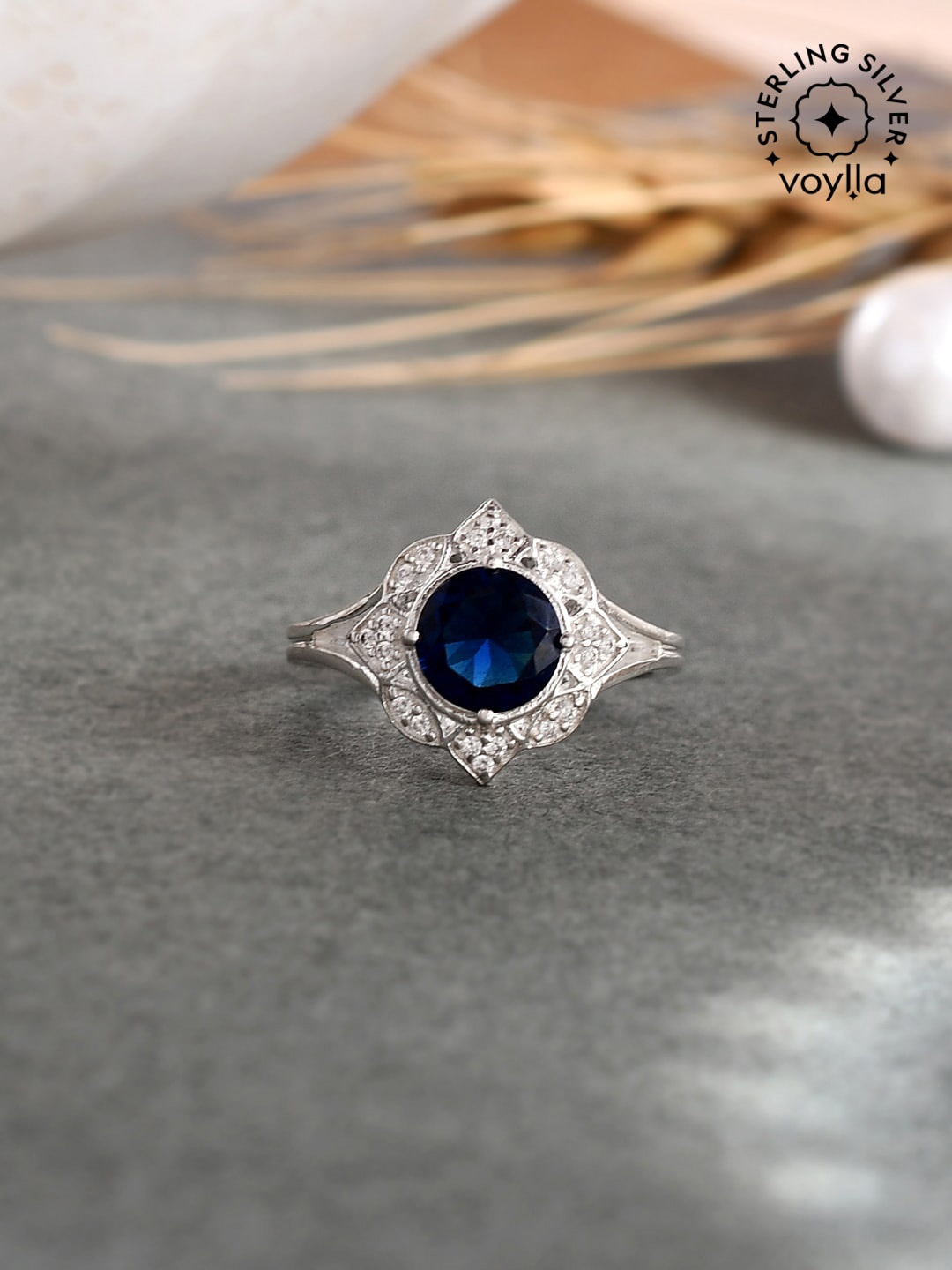 

Studio Voylla 92.5 Sterling Silver Rhodium-Plated & Stone-Studded Finger Ring