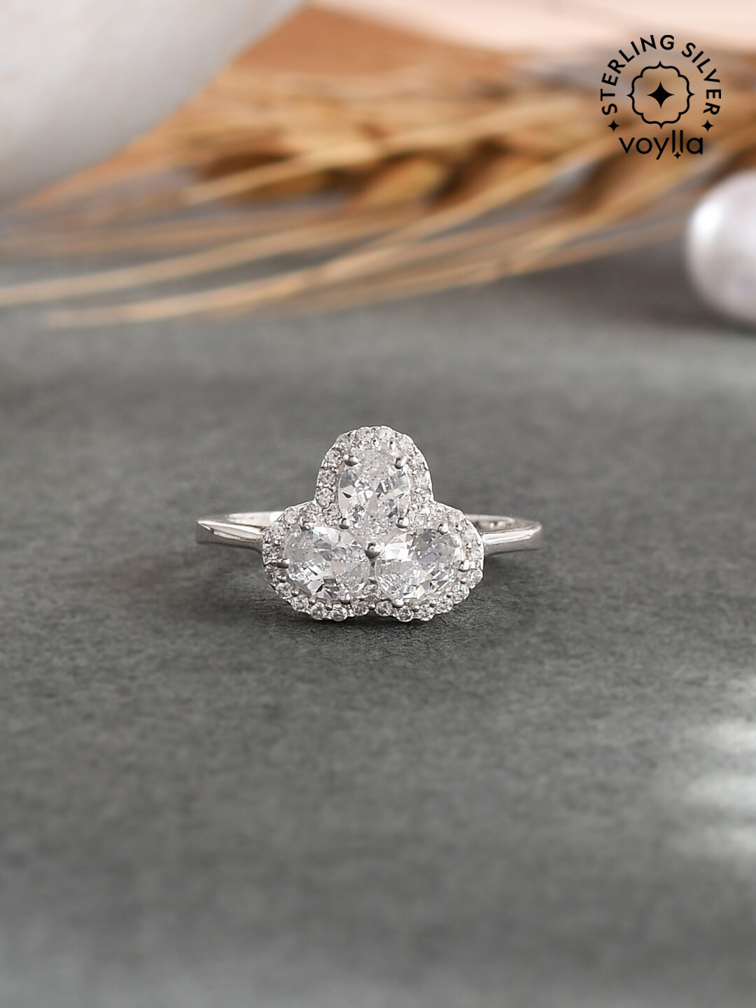 

Studio Voylla Rhodium-Plated Round Cut Finger Ring, Silver